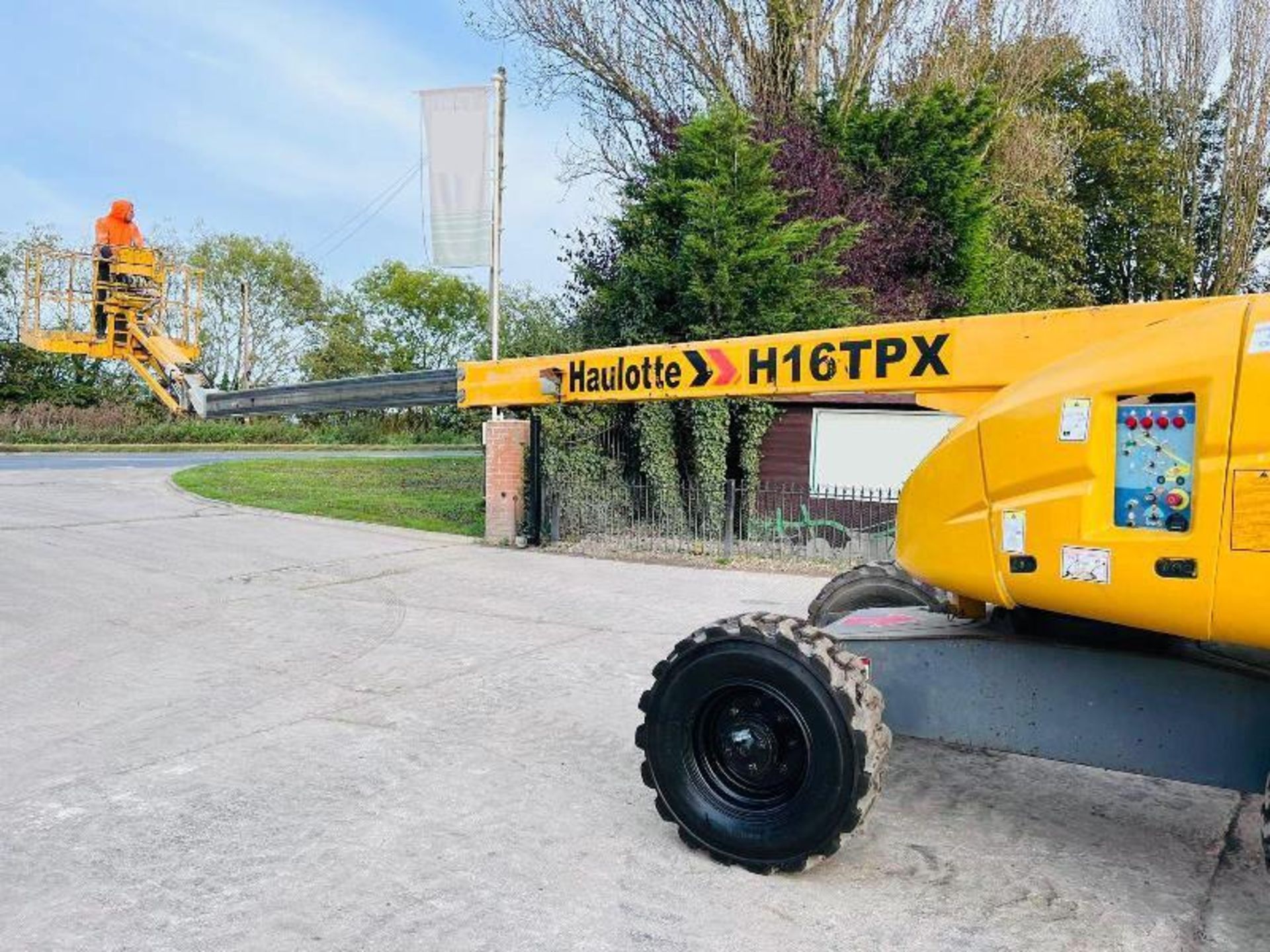 HAULOTTE H16TPX AIREL PLATFORM *16M REACH, YEAR 2012* C/W TELESCOPIC BOOM - Bild 3 aus 14