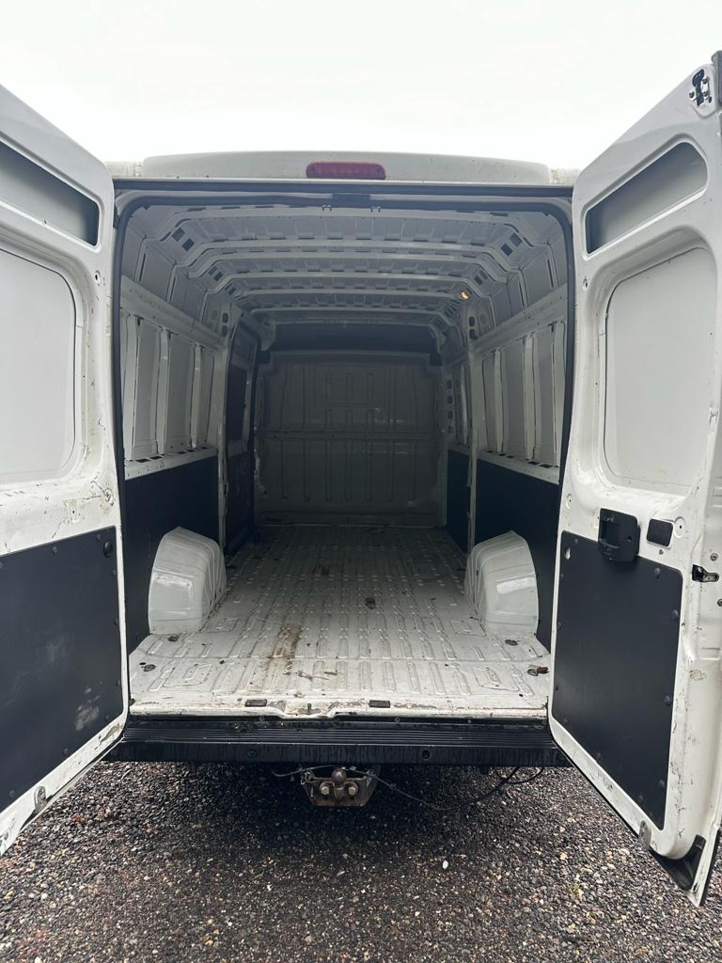 2018 18 PEUGEOT BOXER L4 XLWB PANEL VAN - 71K MILES - AIR CON - Image 7 of 10