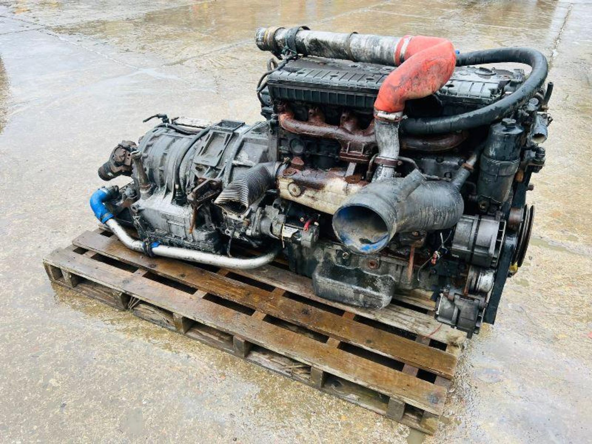 MERCEDES BENZ ECOMAT 2 6HP502C TURBO ENGINE C/W ZF GEAR BOX - Bild 10 aus 10