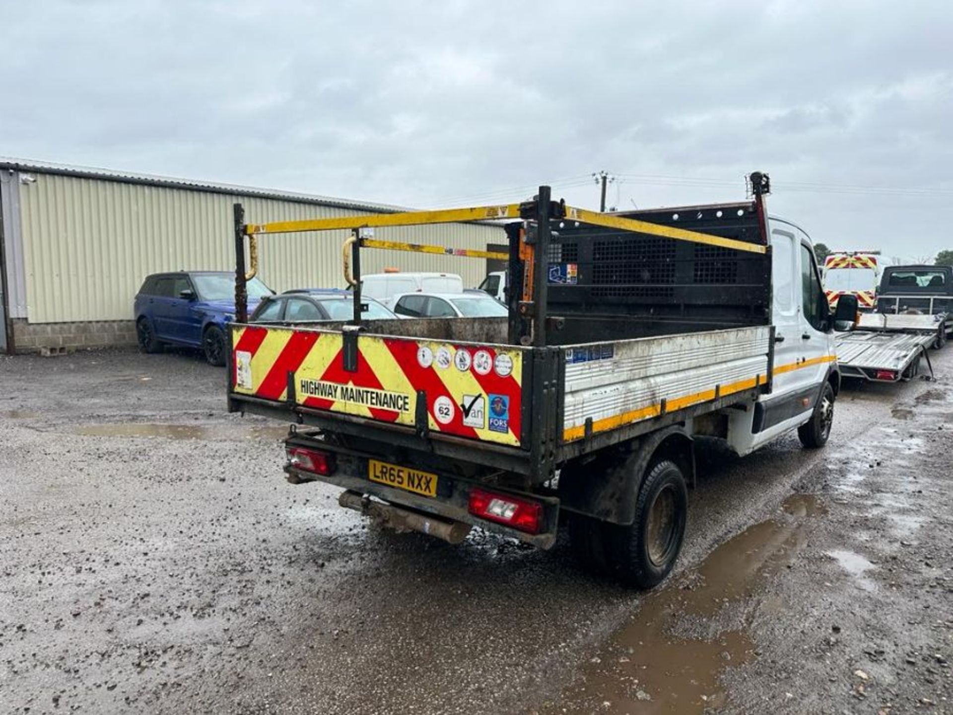 2015 65 FORD TRANSIT TIPPER - 91K MILES - TWIN REAR WHEEL - 3 SEATS - Image 3 of 9