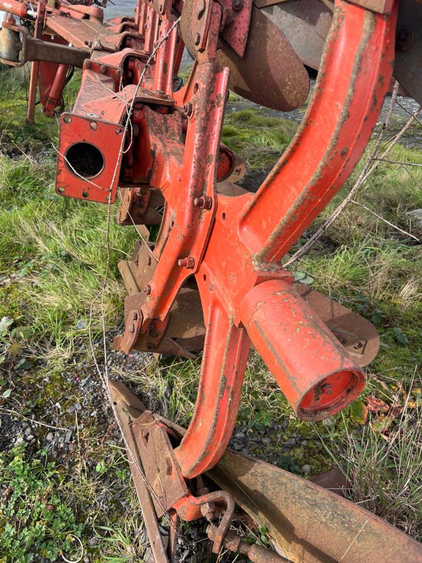 5 FARROW KUHN PLOUGH - Image 8 of 8