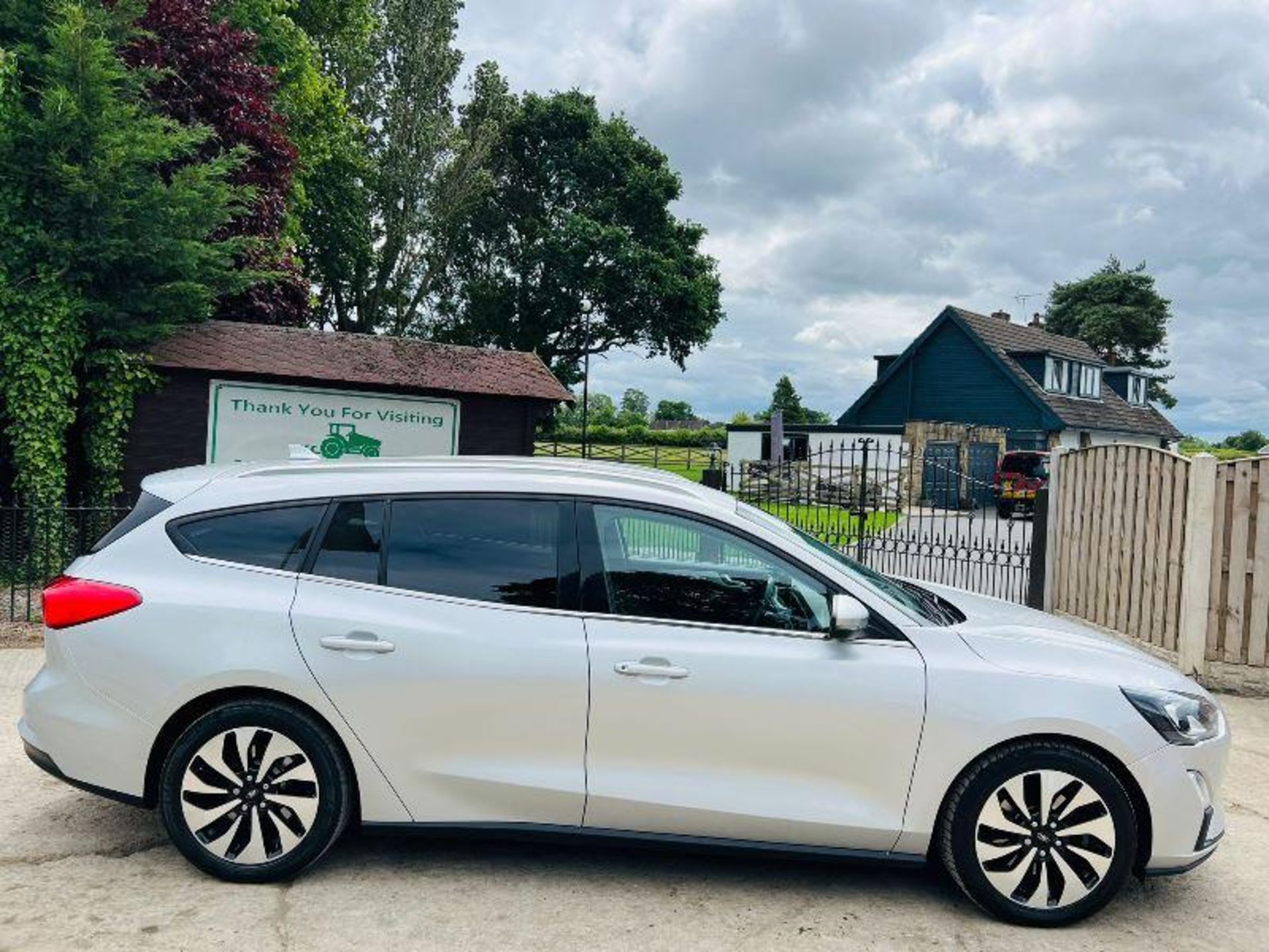 FORD FOCUS 1.5 DIESEL ESTATE *YEAR 2019, MOT'D TILL 7TH OCTOBER 2023* - Image 16 of 19