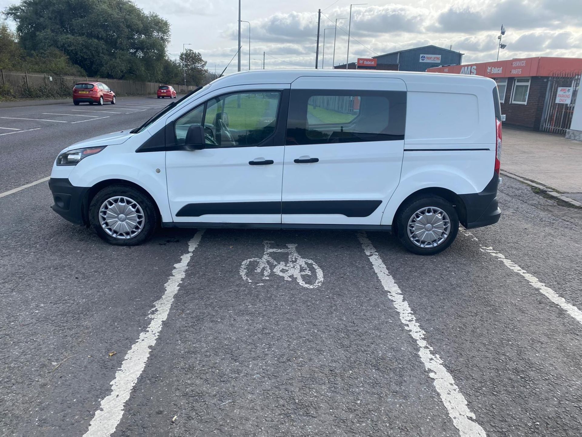 2017 17 FORD TRANSIT CONNECT DOUBLE CAB PANEL VAN - 118K MILES - 5 SEATS - LWB - EURO 6 - Image 4 of 11