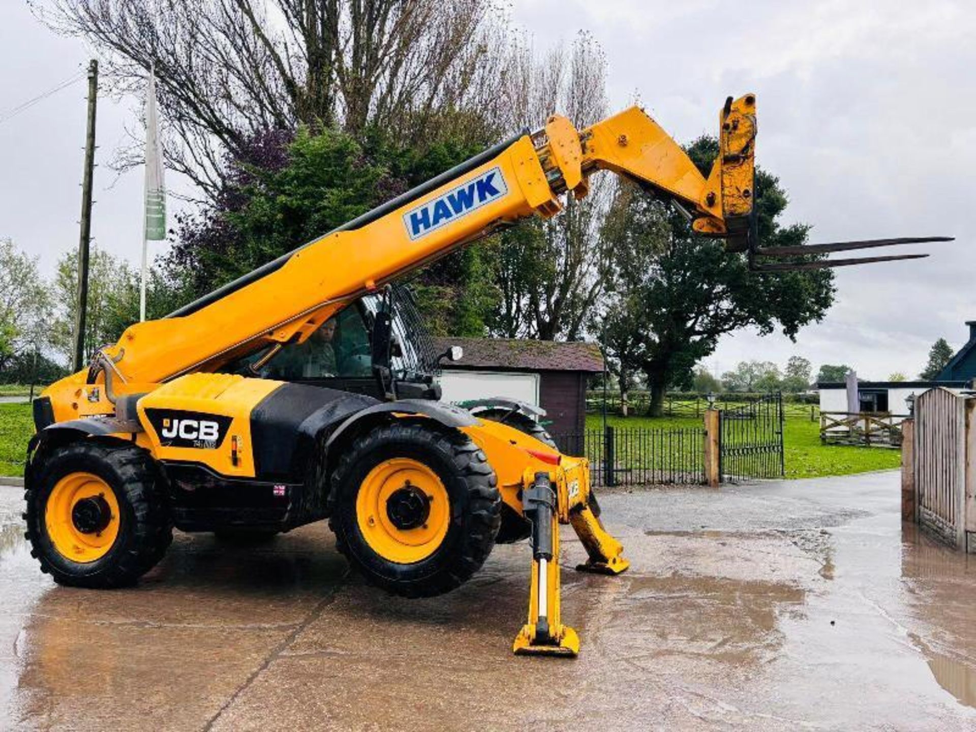 JCB 535-140 HI VIZ 4WD TELEHANDLER *YEAR 2014, 14 METER REACH* C/W PALLET TINES. - Bild 16 aus 16