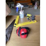 VARIOUS LOT OF SPRAY GUN, EAR PROTECTORS AND LEVEL