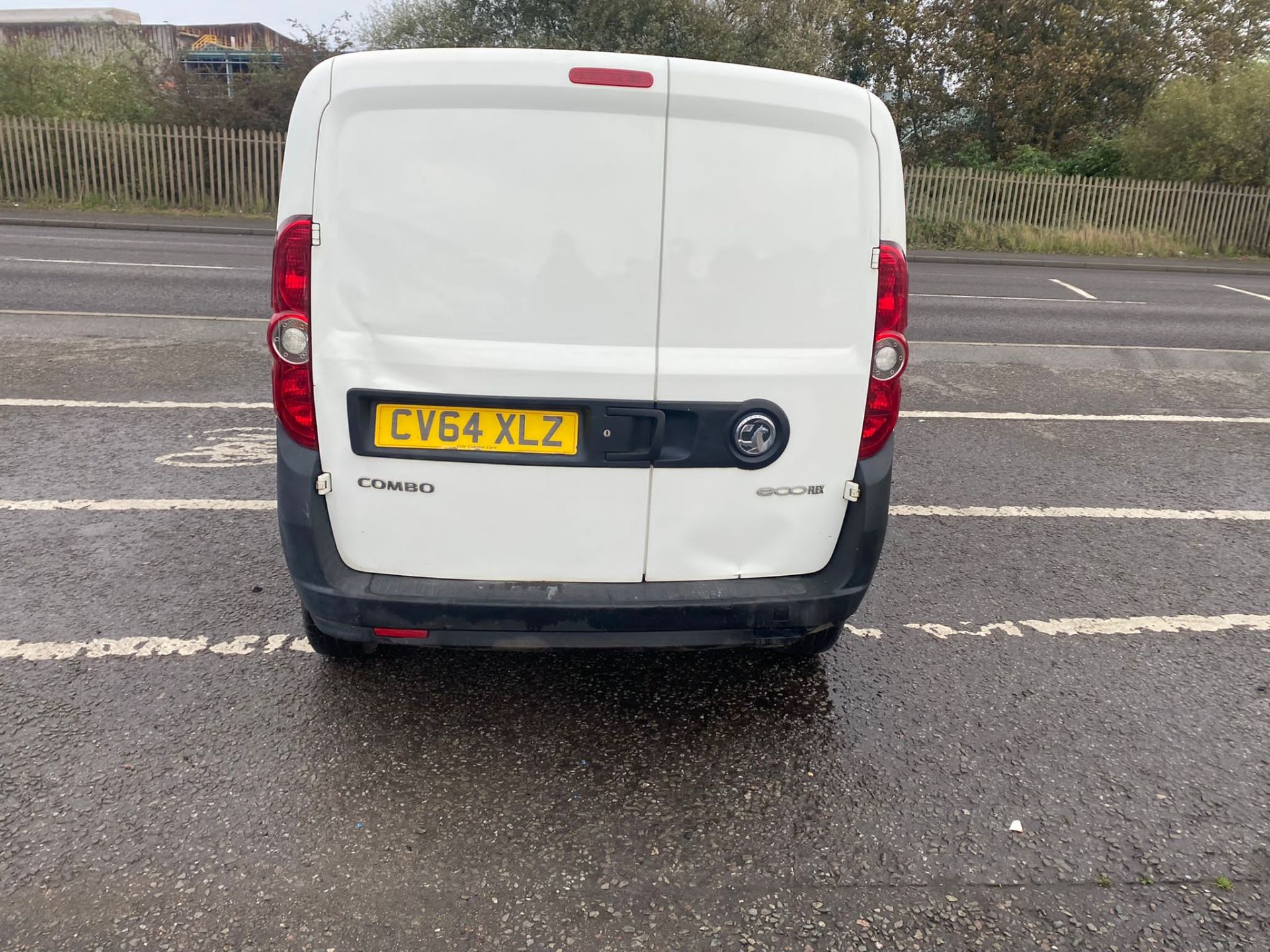 2014 64 VAUXHALL COMBO LWB PANEL VAN - 97K MILES - Image 5 of 10