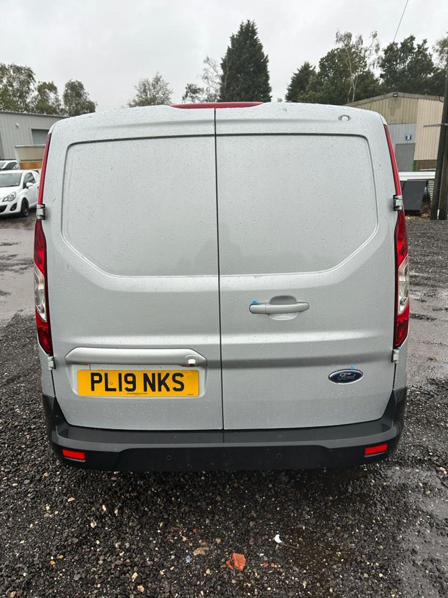 2019 19 FORD TRANSIT CONNECT LIMITED AUTOMATIC PANEL VAN - 123K MILES - ALLOY WHEELS - AIR CON - Image 3 of 10