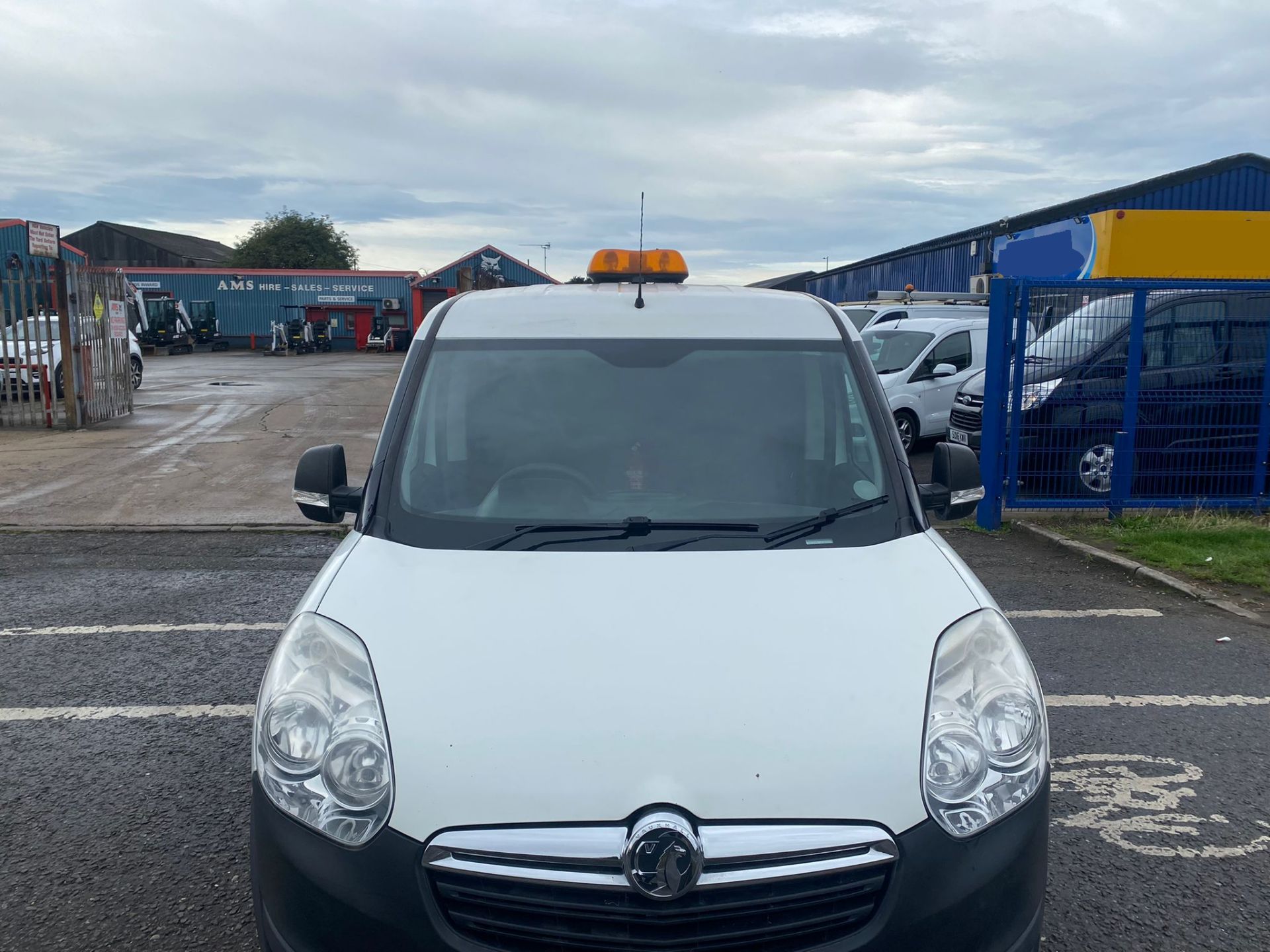 2014 64 VAUXHALL COMBO LWB PANEL VAN - 97K MILES - Image 10 of 10