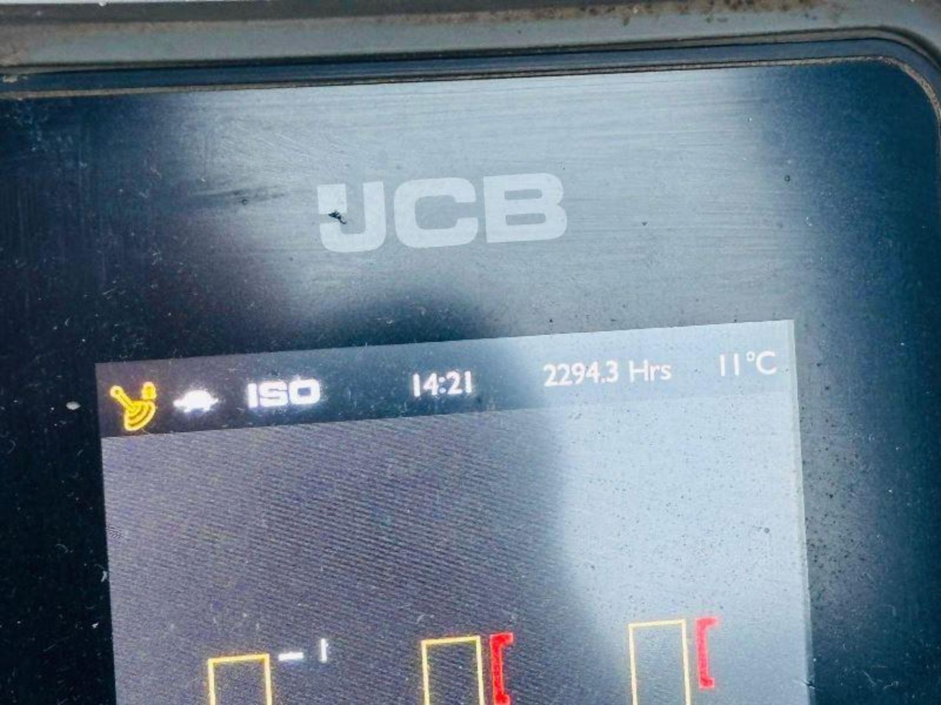 JCB 86C-2 EXCAVATOR *ZERO SWING, YEAR 2021, 2294 HOURS* C/W QUICK HITCH  - Image 7 of 17
