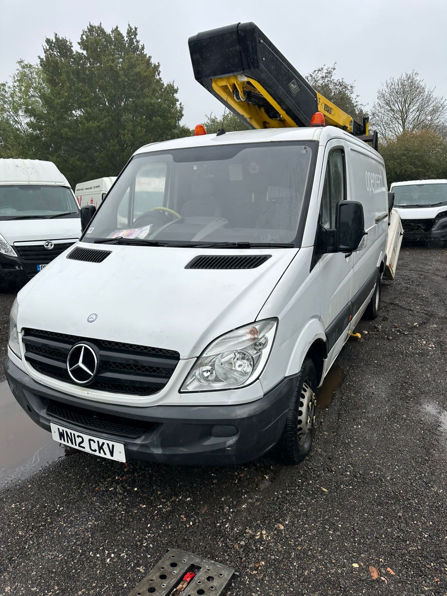 2012 12 MERCEDES SPRINTER 513 CHERRY PICKER - 157K MILES - VERSA LIFT - NON RUNNER