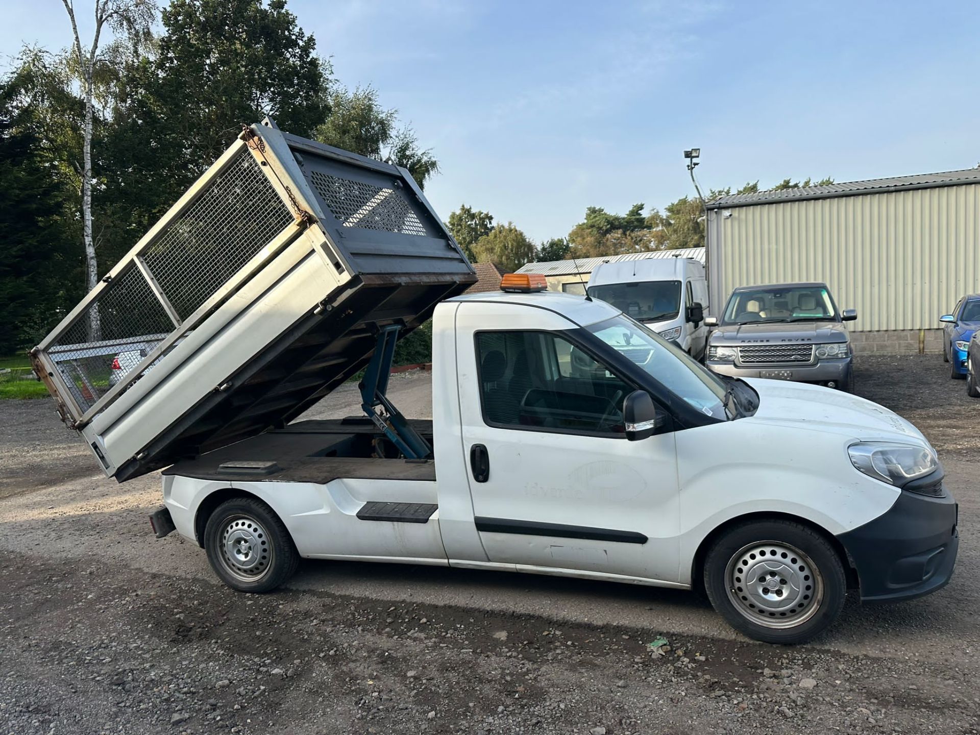 2016 66 FIAT DOBLO CAGED TIPPER - 79K MILES - RARE TIPPER. - Bild 8 aus 9