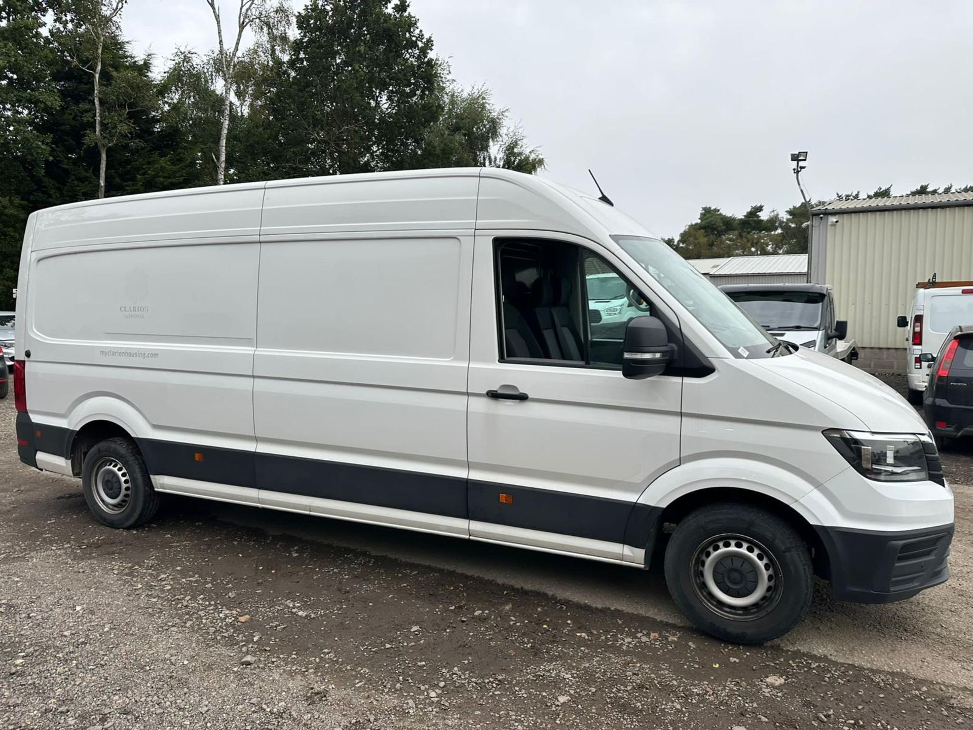 2019 19 VOLKSWAGEN CRAFTER PANEL VAN - 101K MILES - LWB HIGH TOP - EURO 6 - Image 3 of 7