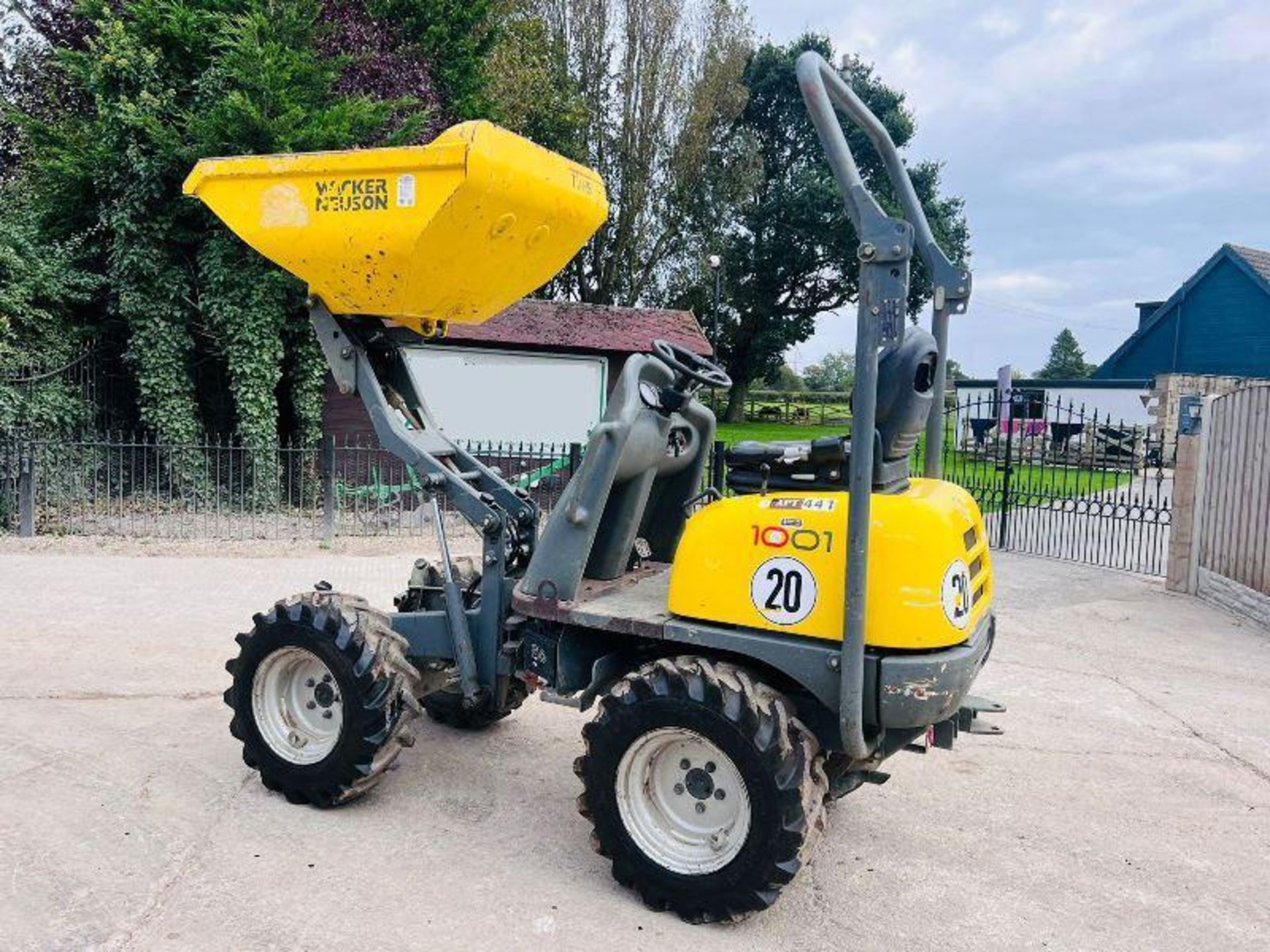 WACKER NEUSON 1001 HIGH TIP DUMPER *YEAR 2016, 1137HOURS* C/W ROLE BAR - Bild 12 aus 14