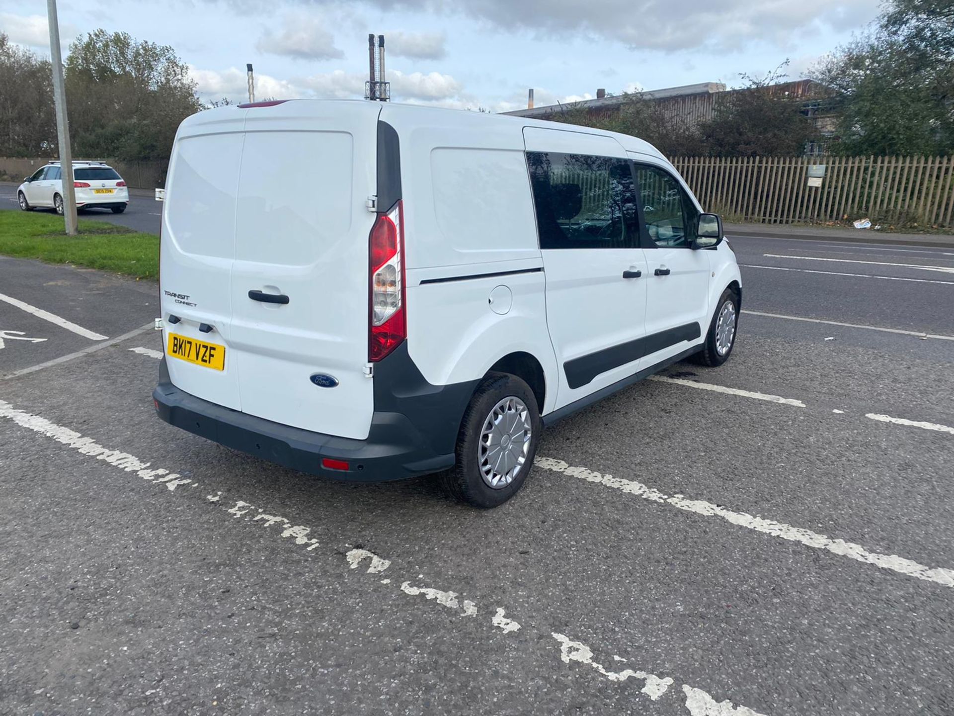 2017 17 FORD TRANSIT CONNECT DOUBLE CAB PANEL VAN - 118K MILES - 5 SEATS - LWB - EURO 6 - Image 7 of 11