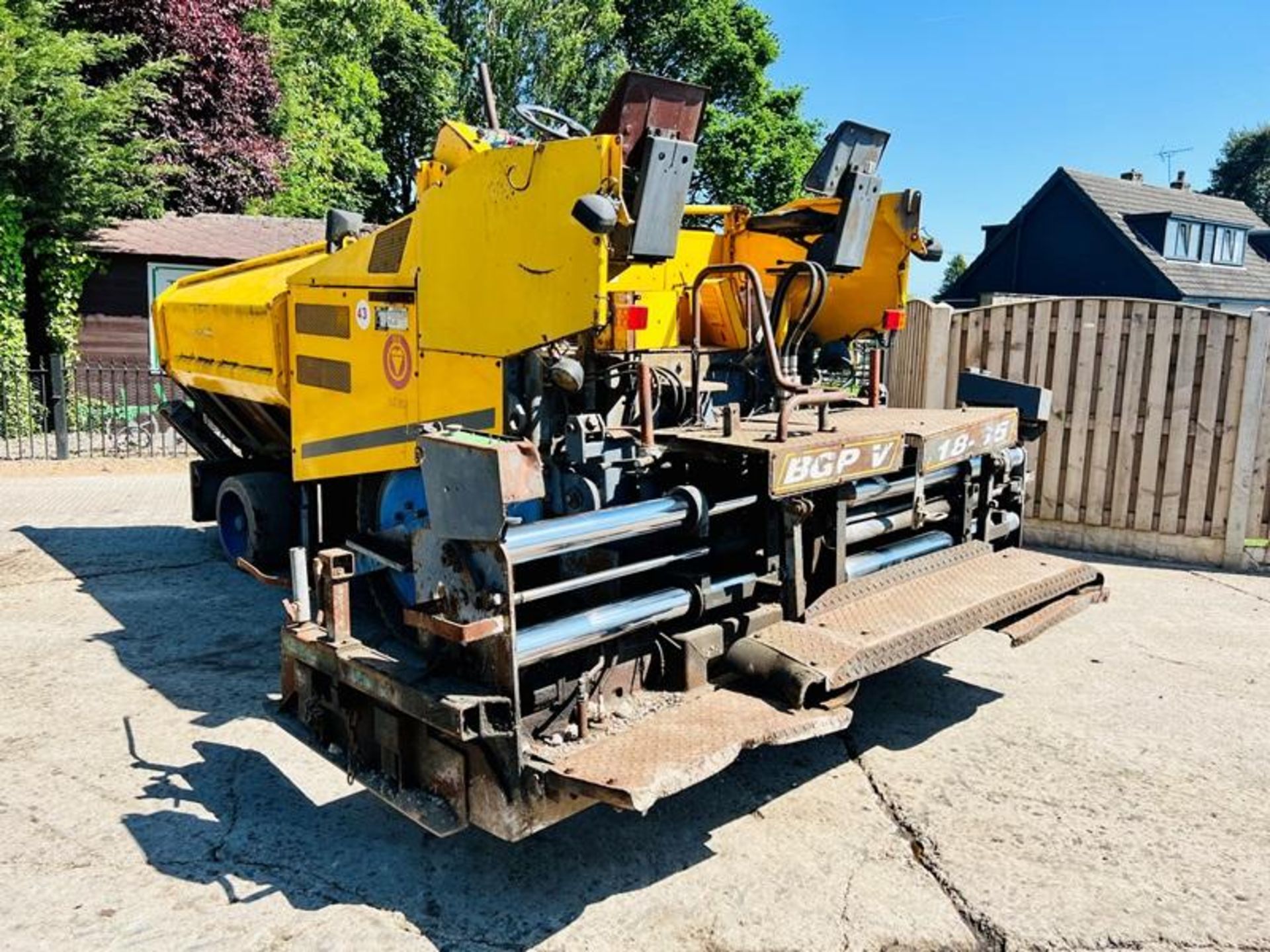 BARBER GREEN BG200 TARMAC PAVER C/W DUAL CONTROL DRIVE - Bild 3 aus 12