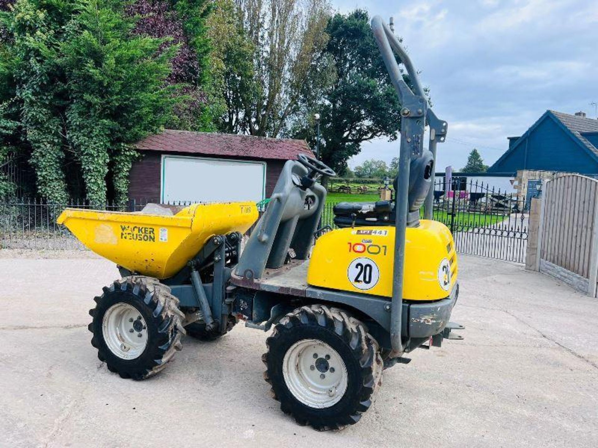 WACKER NEUSON 1001 HIGH TIP DUMPER *YEAR 2016, 1137HOURS* C/W ROLE BAR - Bild 13 aus 14