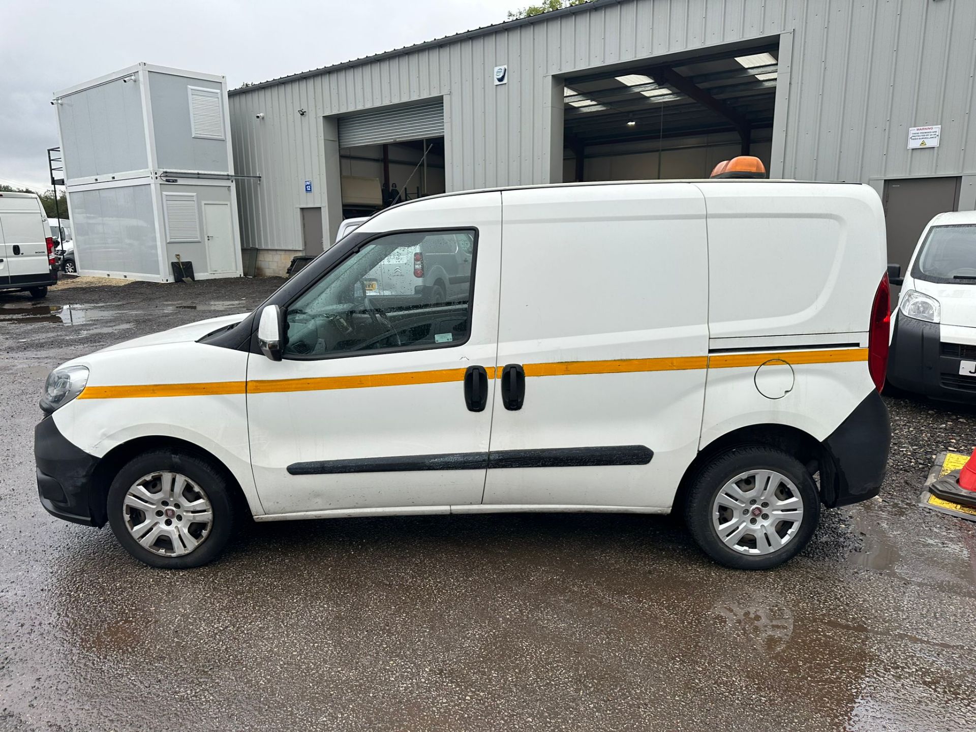 2017 17 FIAT DOBLO PANEL VAN - 63K MILES - EURO 6 - PLY LINED - Bild 4 aus 7