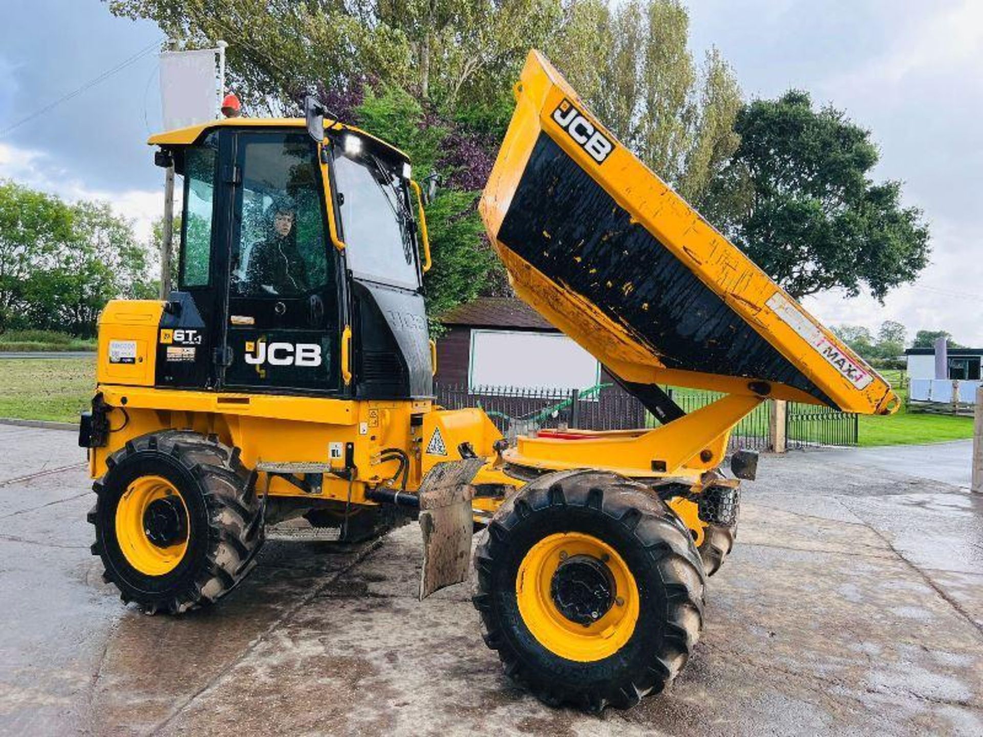 JCB 6ST 4WD DUMPER *YEAR 2018, 2406 HOURS* C/W FULLY GLAZED CABIN - Bild 15 aus 17