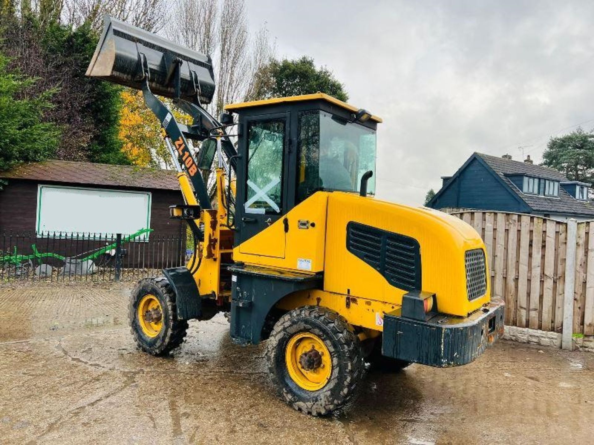 ZL10B 4WD LOADING SHOVEL C/W BUCKET - Image 7 of 15