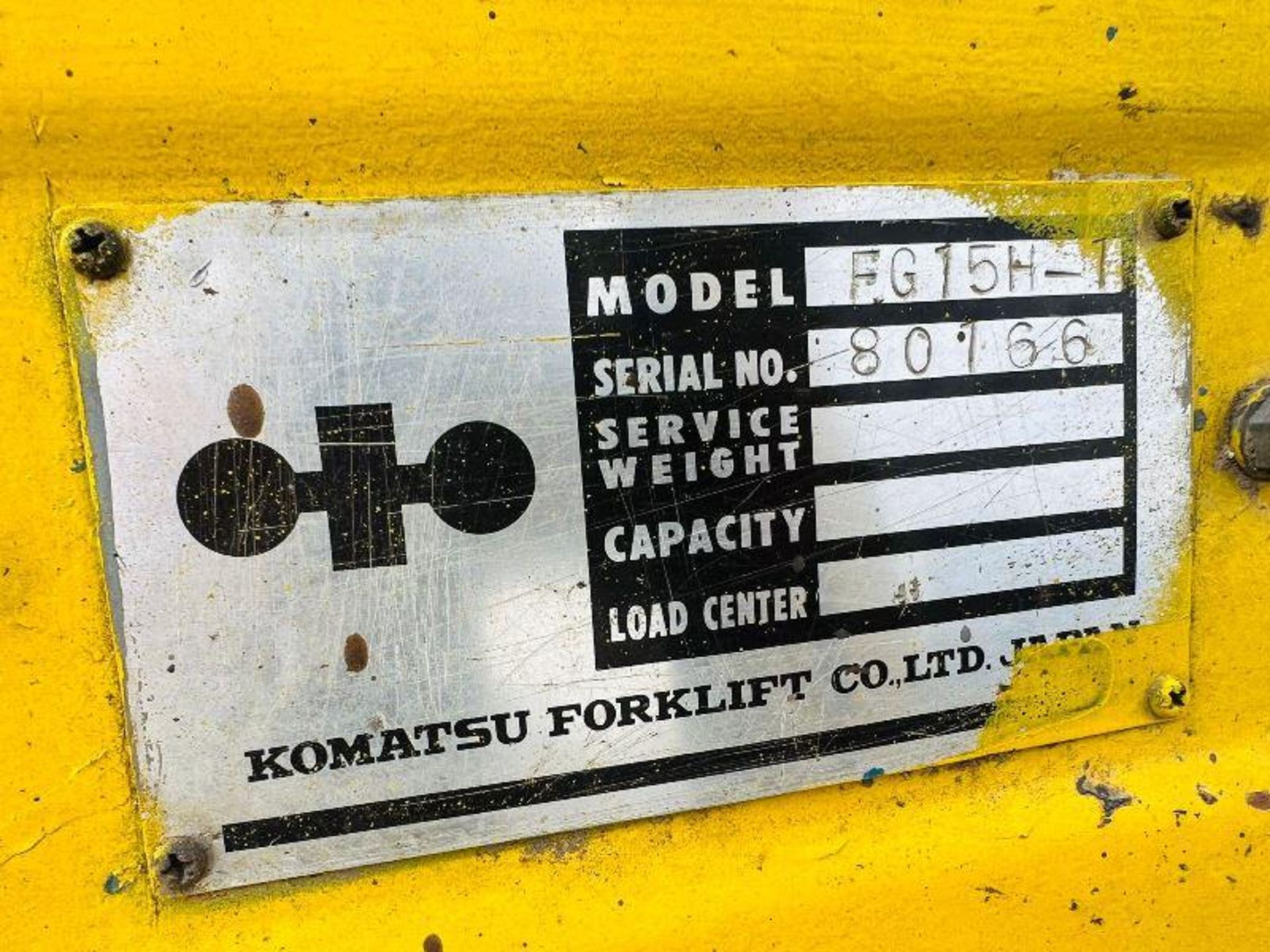 KOMATSU FG15H-1 FORKLIFT C/W STAGE MAST & PALLET TINES - Image 5 of 9