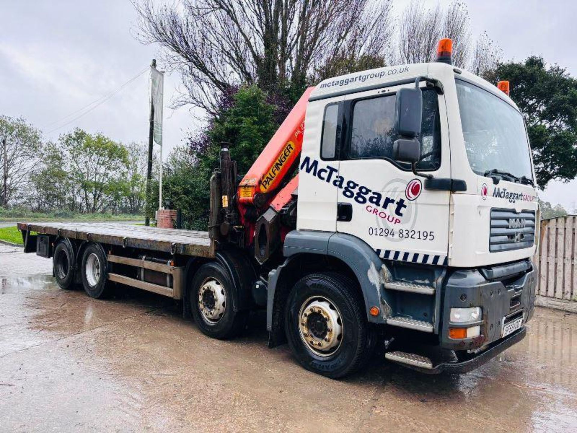2005 MAN 32.353 DOUBLE DRIVE FLAT BED LORRY *CRANE & SUPPORT LEGS NOT INCLUDED*