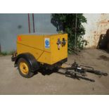 COMPAIR DIESEL ROAD TOW COMPRESSOR - 2 TOOL - VERY LITTLE USE