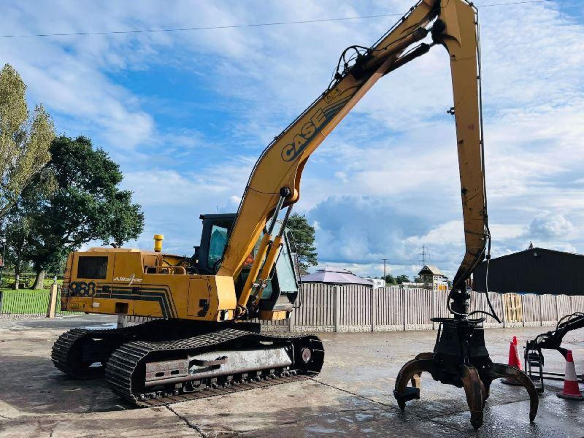 CASE 988-CK TRACKED EXCAVATOR C/W MAGNET GEAR & SCRAP GRAB - Image 6 of 16