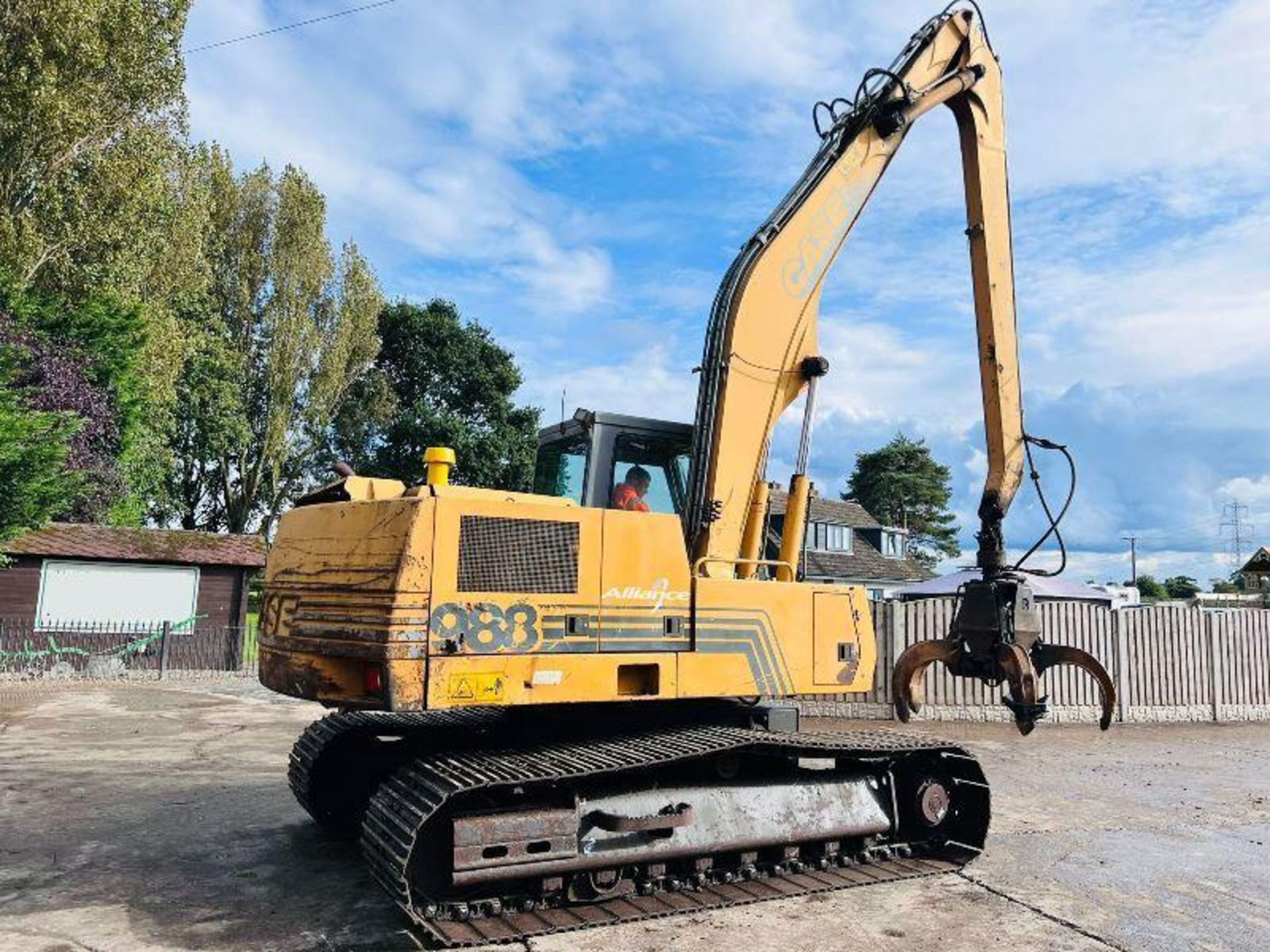 CASE 988-CK TRACKED EXCAVATOR C/W MAGNET GEAR & SCRAP GRAB - Image 4 of 16