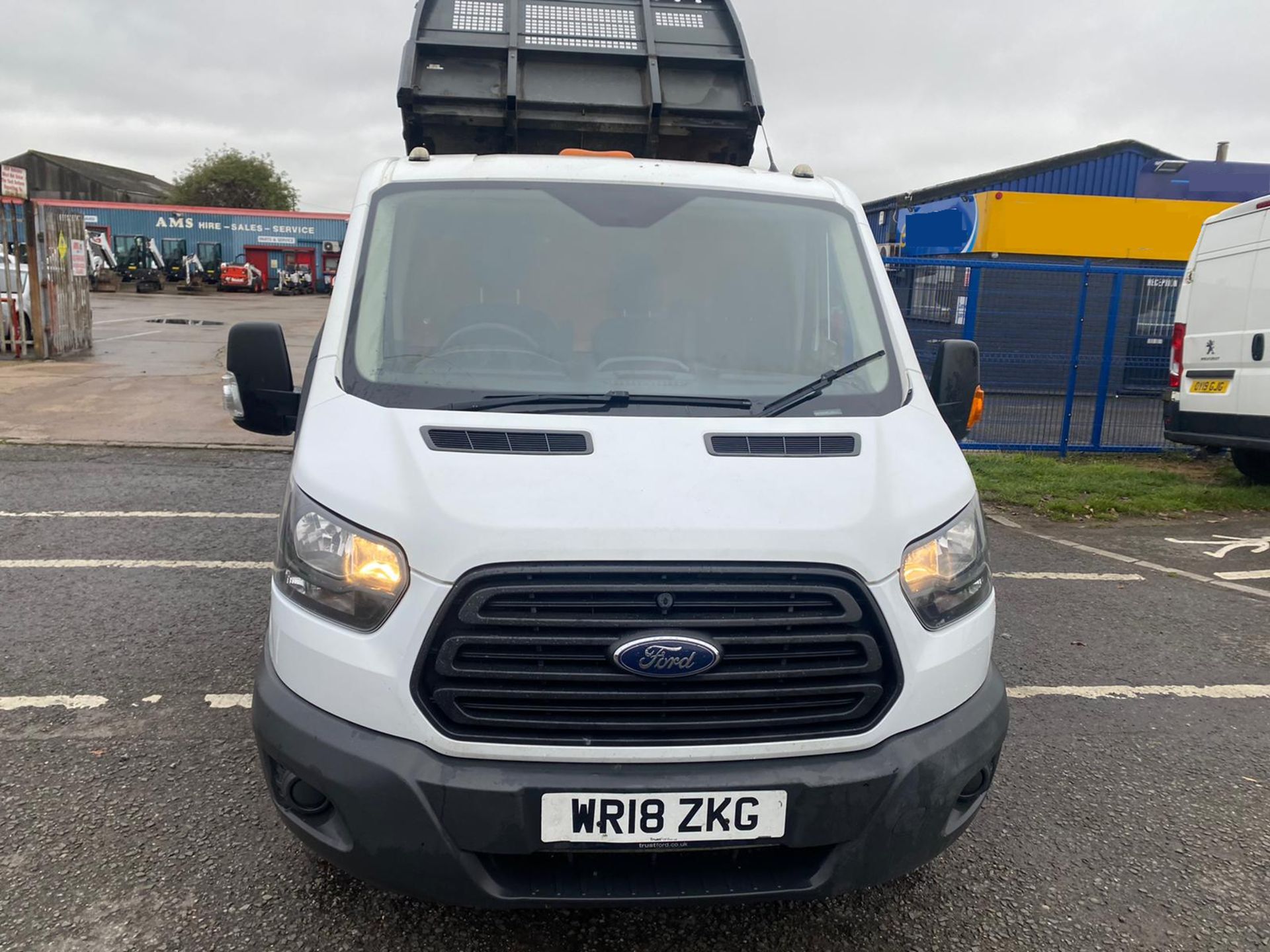 2018 18 FORD TRANSIT CREW CAB TIPPER - 96K MILES - EURO 6 - TWIN REAR WHEEL - Image 2 of 11