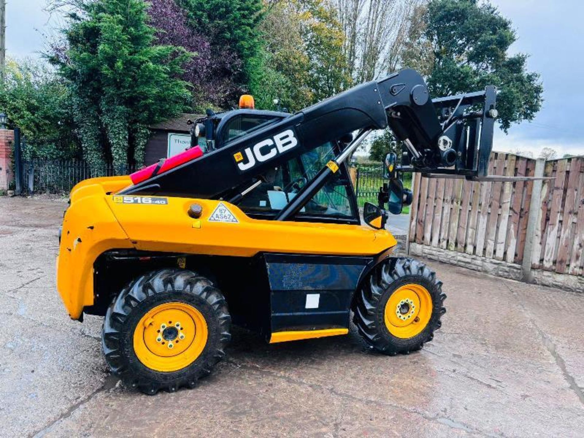 JCB 516-40 4WD TELEHANDLER *YEAR 2018, 68 PLATE, 1034 HOURS* C/W PALLET TINES - Image 6 of 17