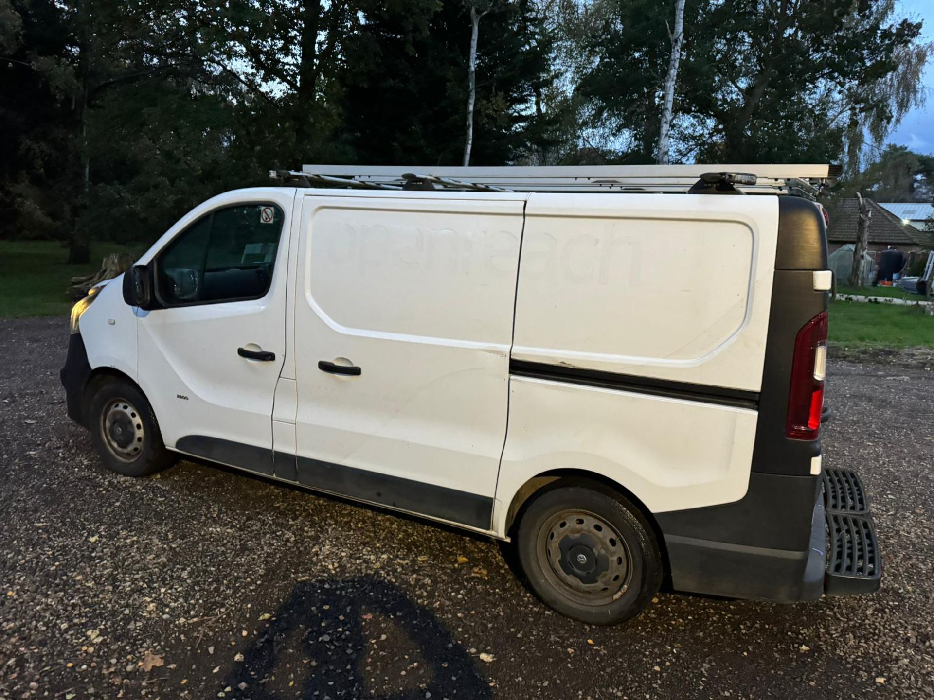 2016 16 VAUXHALL VIVARO PANEL VAN - EX BT - 48K MILES - FULL SERVICE HISTORY - Image 3 of 8