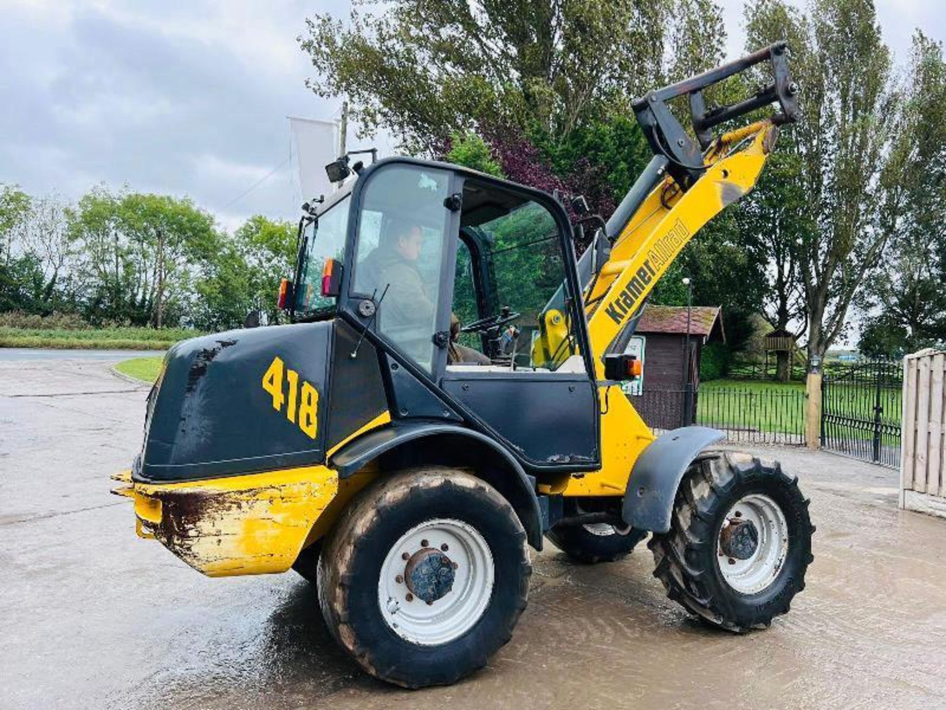 KRAMER 418 4WD LOADING SHOVEL C/W QUICK HITCH & 4WS - Image 3 of 13