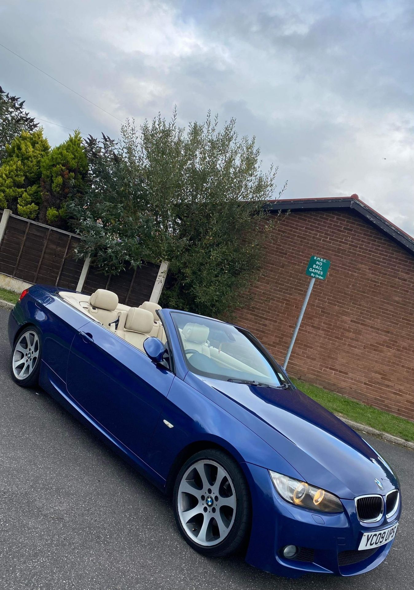 2009 BMW 320D M SPORT HARDLINE CONVERTIBLE - 114K MILES. RESERVE REDUCED - Image 3 of 12