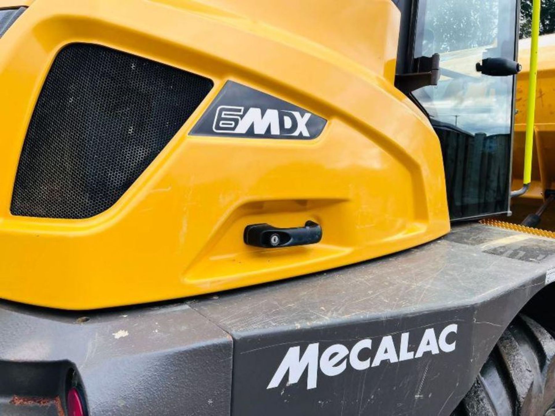 MECALAC 6MDX 4WD DUMPER *YEAR 2020, 1438 HOURS C/W AC CABIN - Image 3 of 15