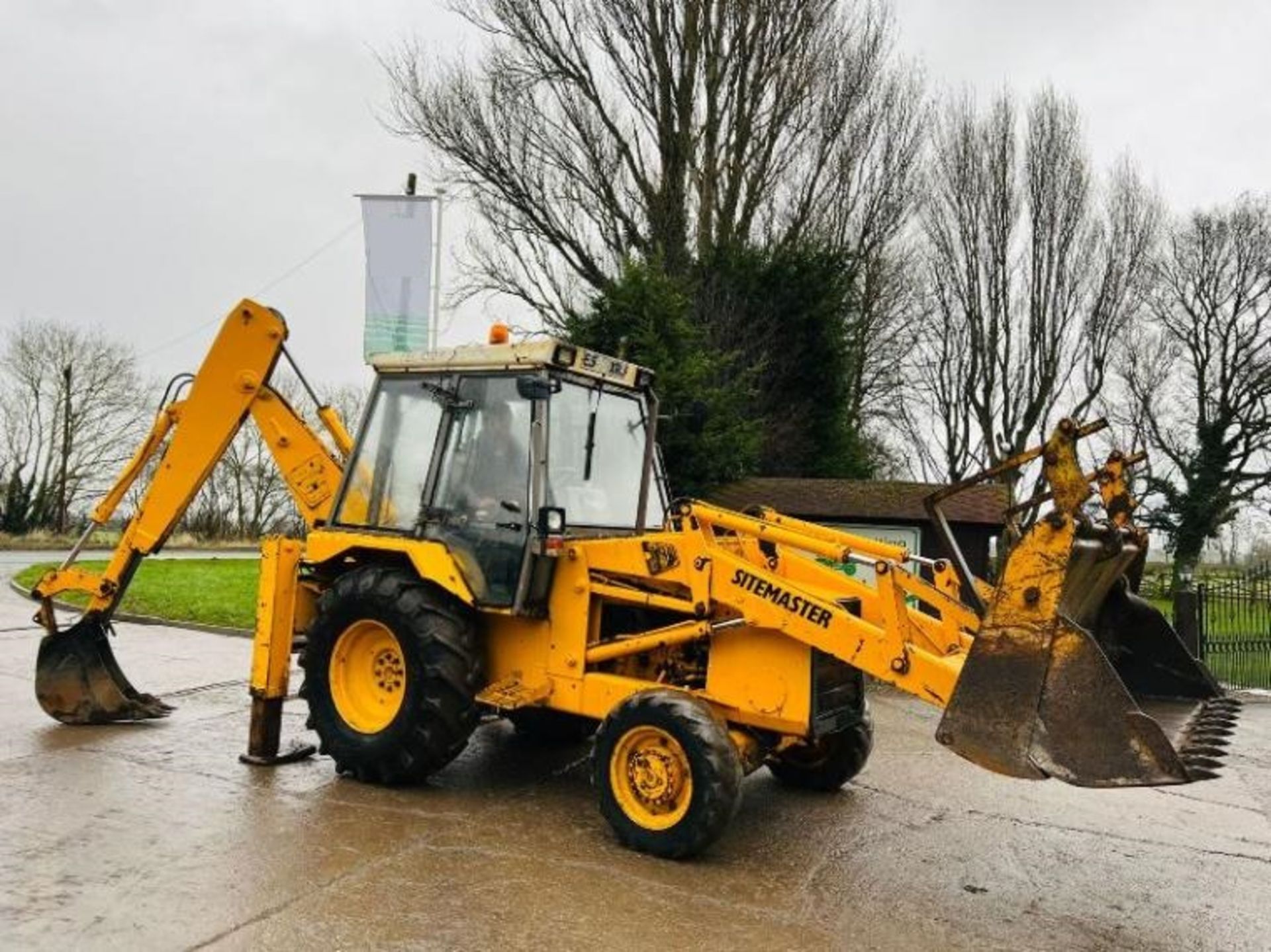 JCB 3CX PROJECT 7 4WD BACKHOE DIGGER C/W EXTENDING DIG - Image 9 of 13