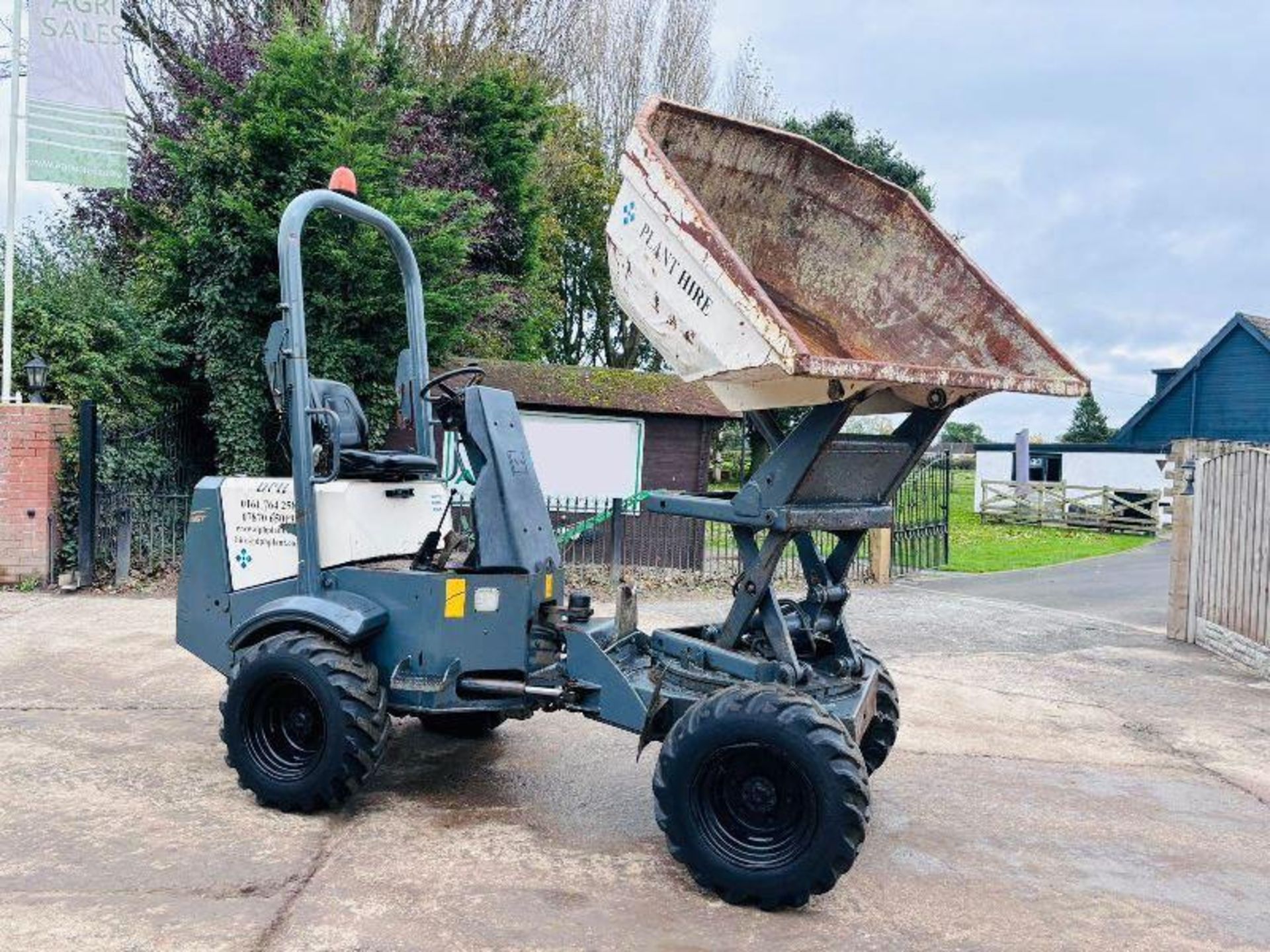 BENFORD 2 TON 4WD SWIVEL HIGH TIP DUMPER *YEAR 2008* C/W ROLE BAR - Image 15 of 16