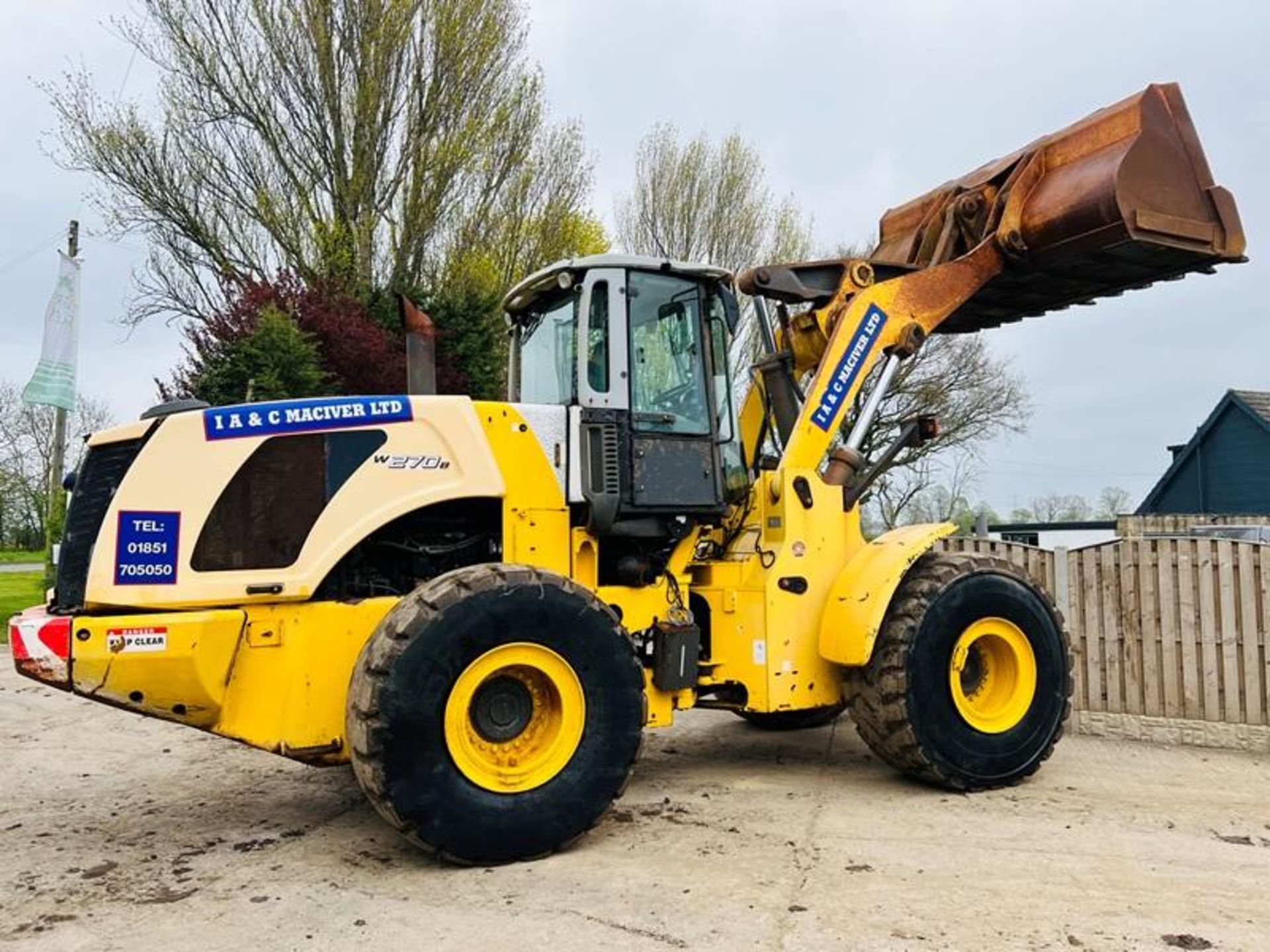 NEW HOLLAND W270B 4WD LOADING SHOVEL C/W LOAD MASTER 8000IX. - Image 4 of 13