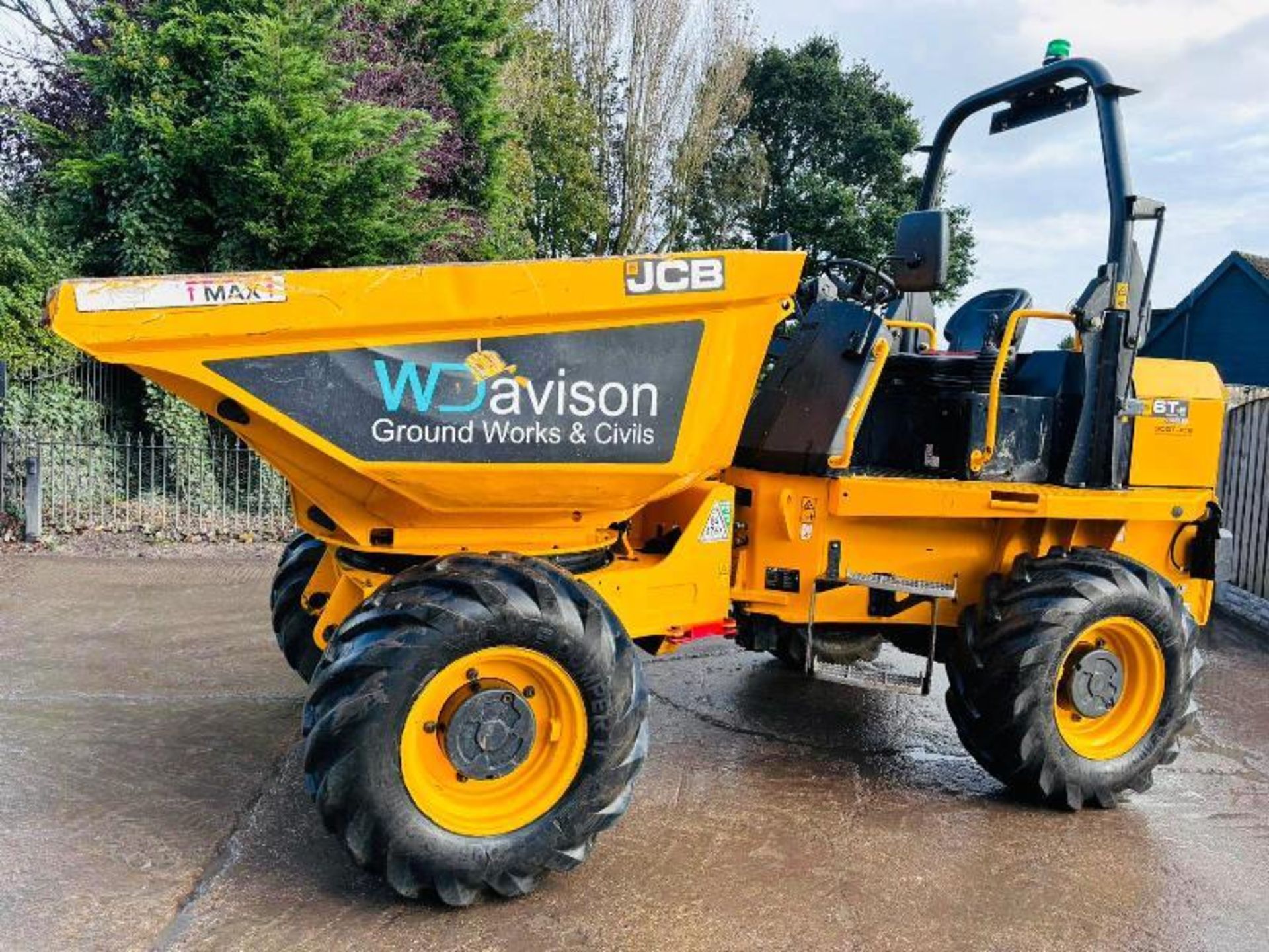 JCB 6T-2 4WD SWIVEL TIP DUMPER *YEAR 2020, 1023 HOURS* C/W ROLE BAR