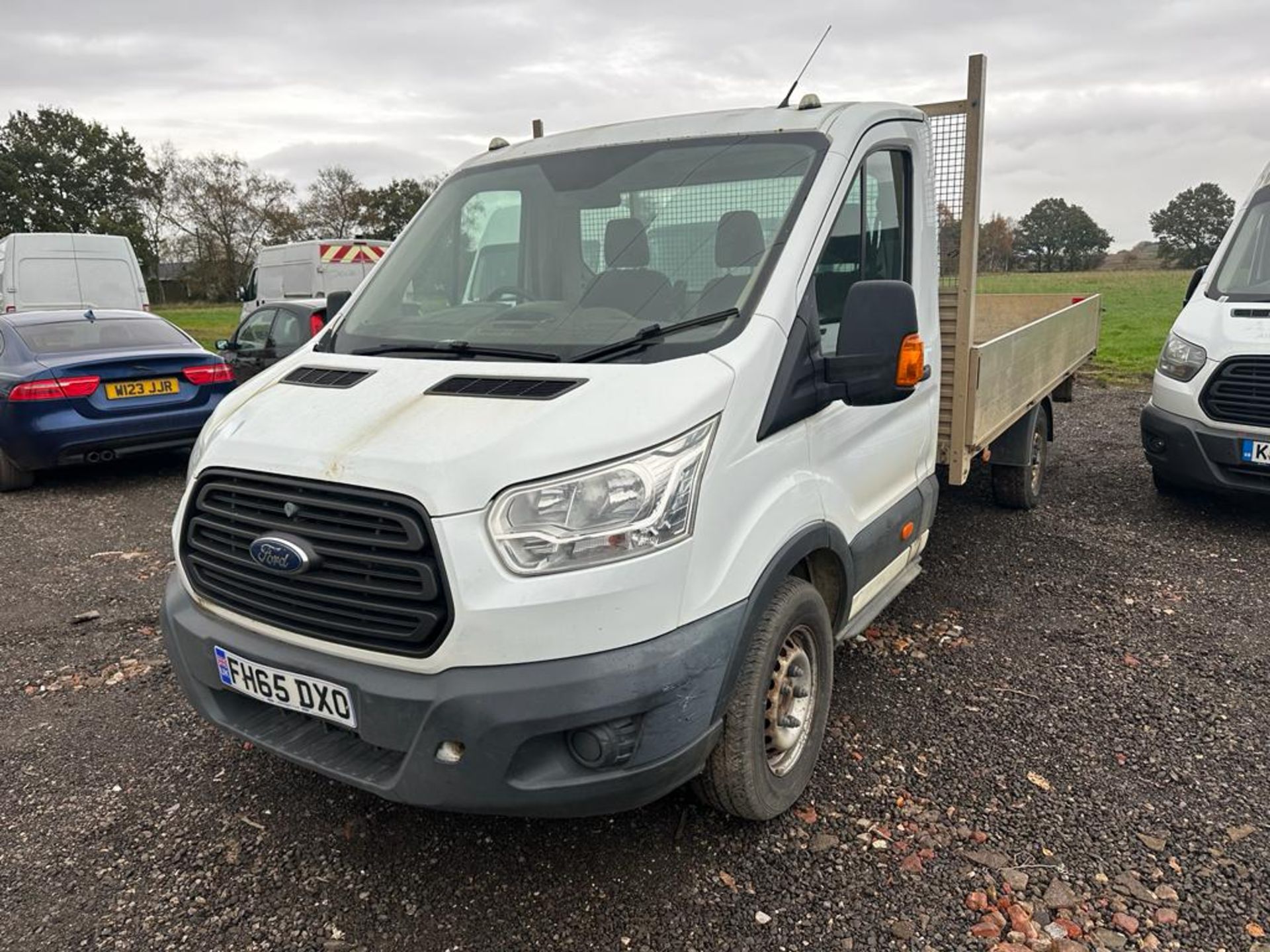 2015 65 FORD TRANSIT LWB DROPSIDE - 117K MILES - L4 MODEL - RWD - Image 4 of 8