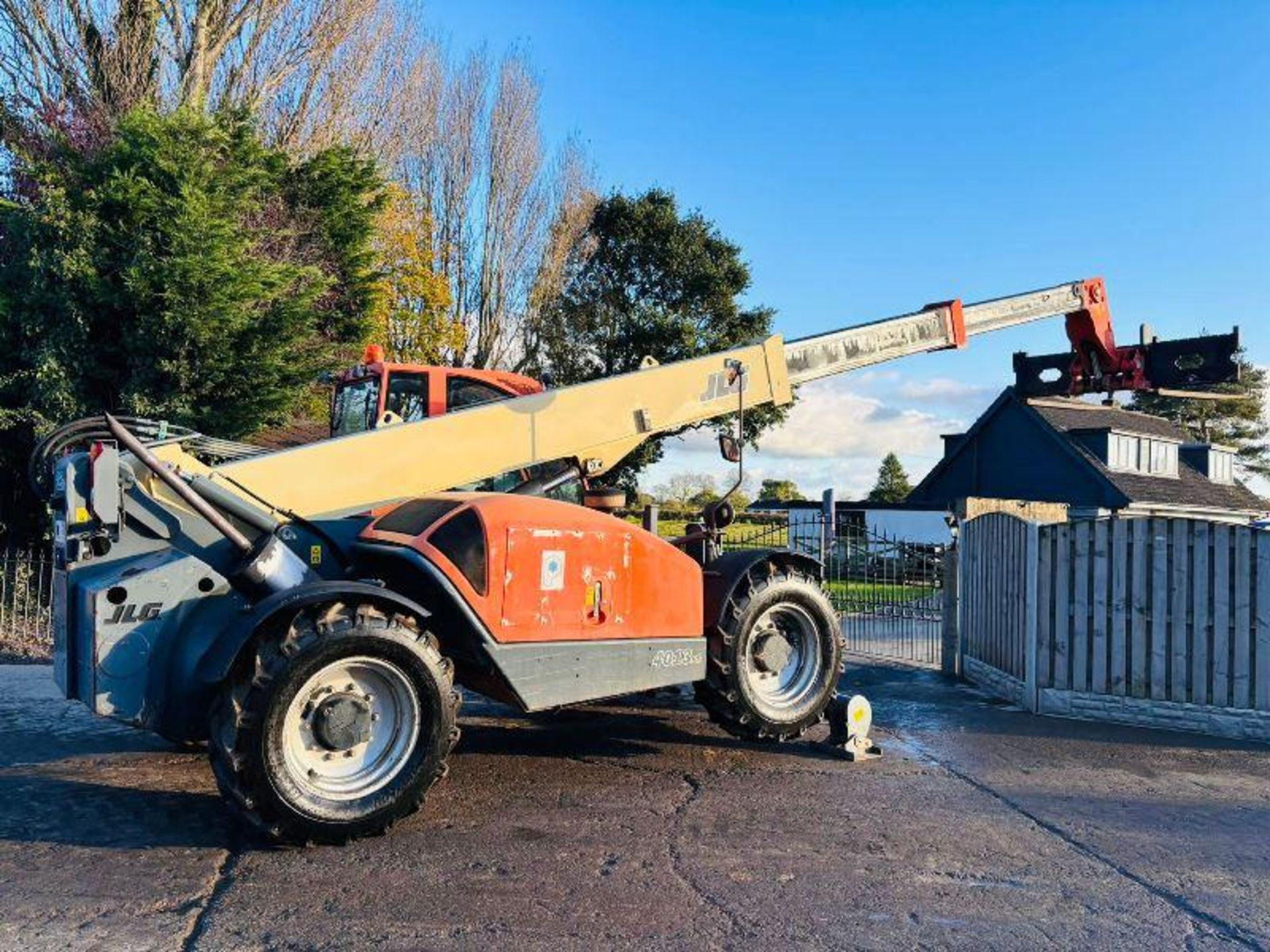 JLG 4013 4WD TELEHANDLER *YEAR 2008, 6264 HOURS* C/W LONG PALLET TINES  - Image 12 of 18