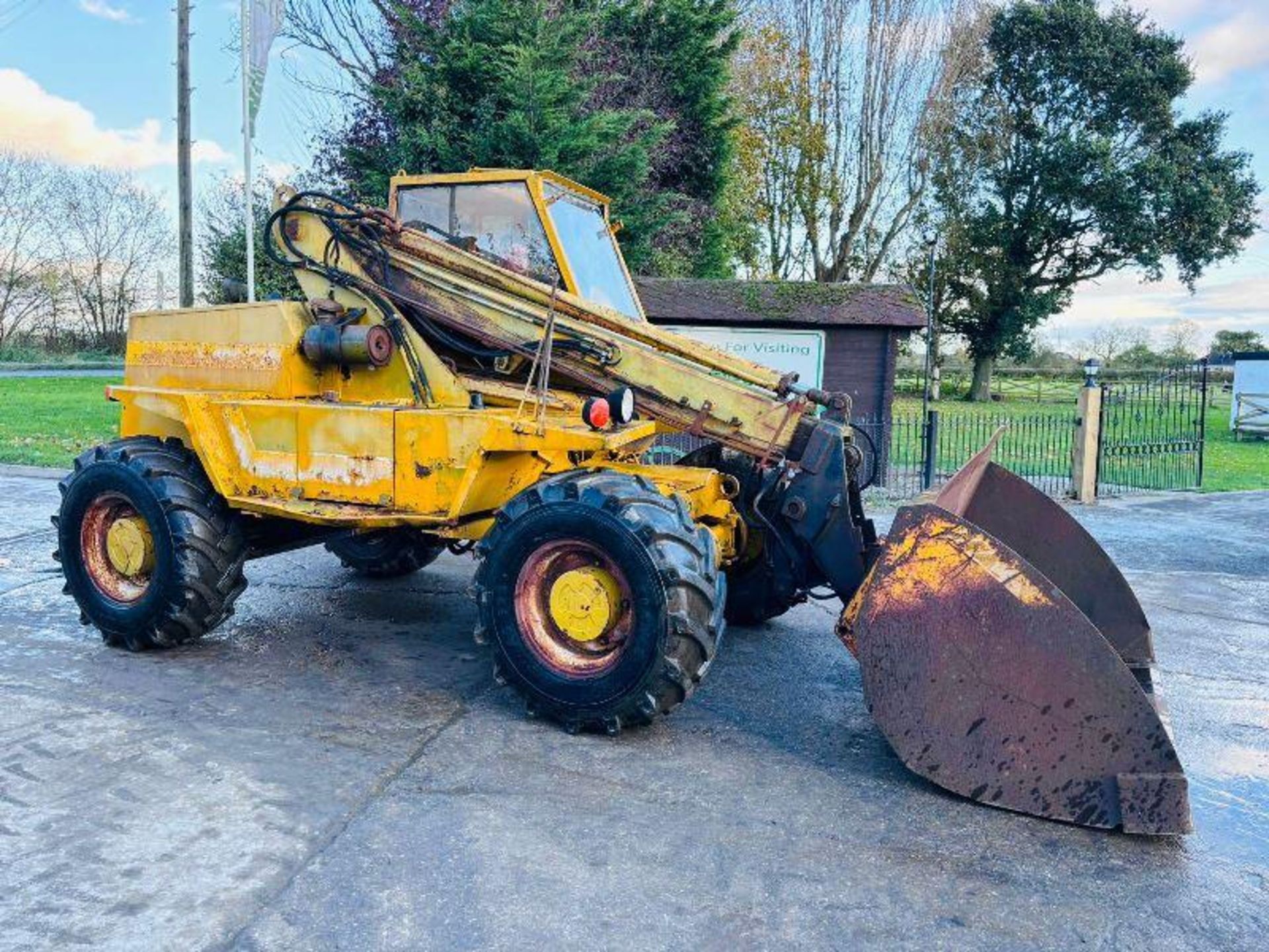 MATBRO TELESTAR 3 4WD TELEHANDLER C/W BUCKET & PALLET TINES - Image 10 of 14