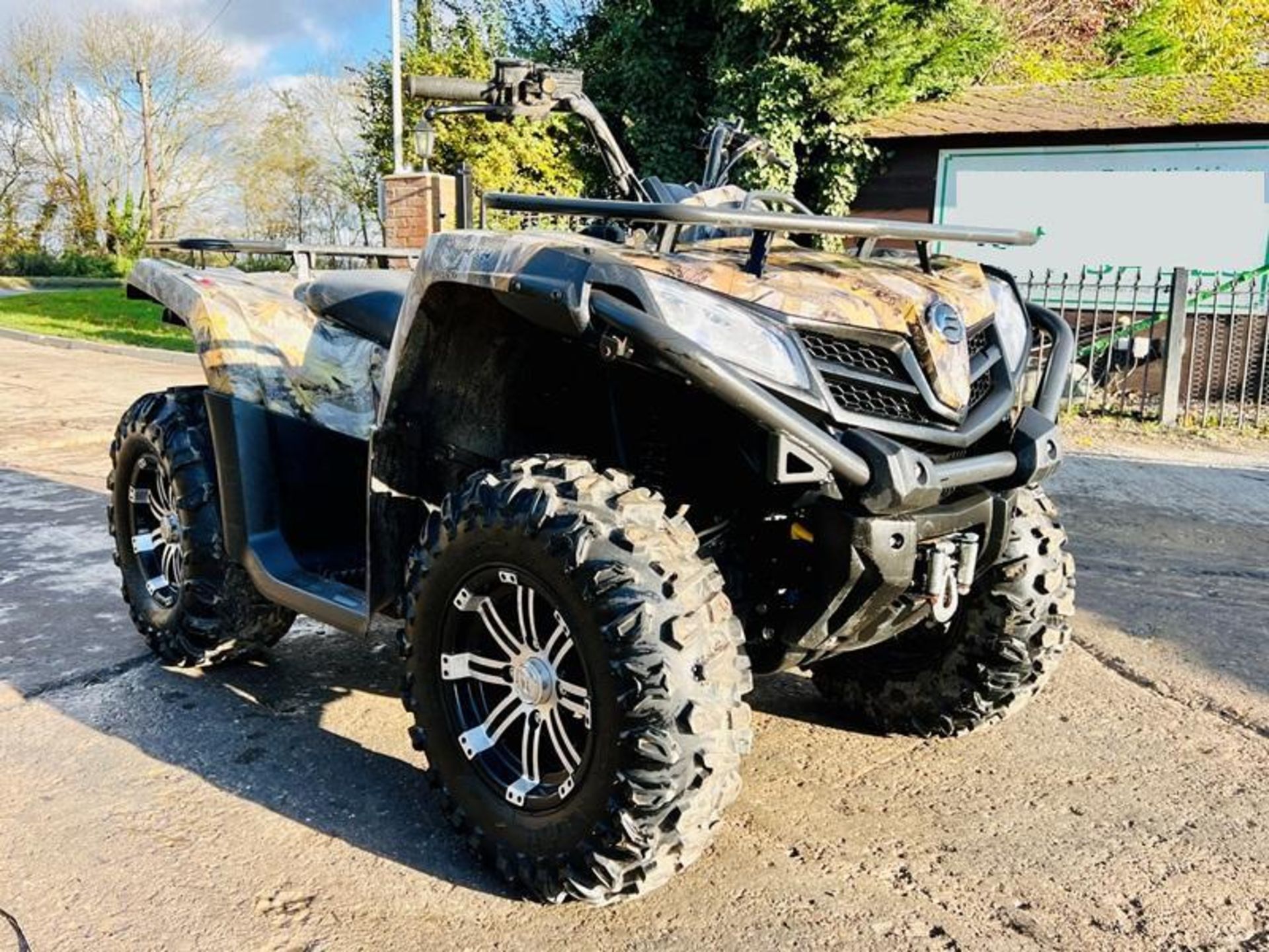 QUADZILLA 450S CFORCE 4WD QUAD BIKE *YEAR 2017, 837 MILES* C/W WINCH 