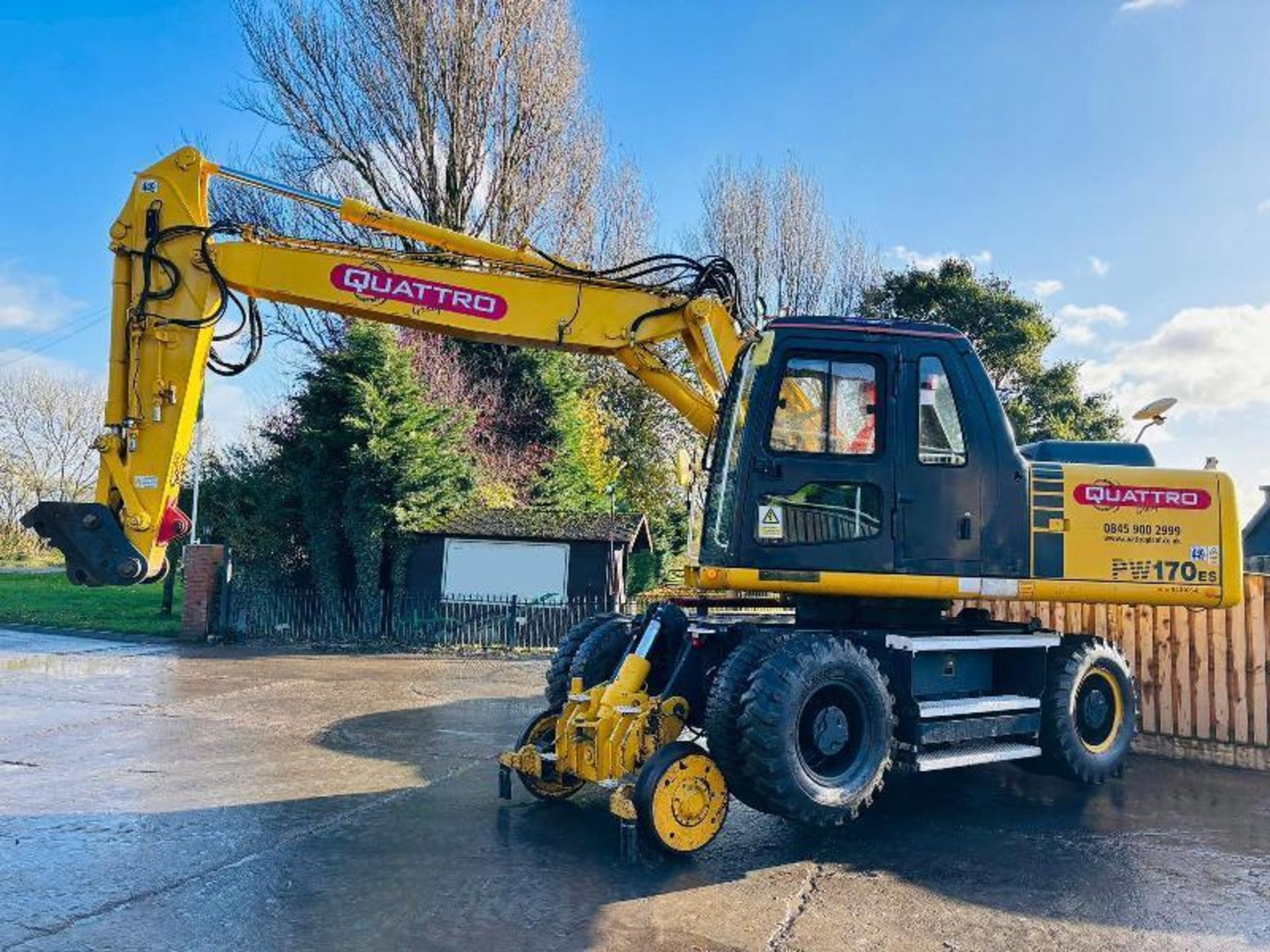 KOMATSU PW170 4WD WHEELED EXCAVATOR C/W QUICK HITCH & RAILWAY GEAR - Image 6 of 18