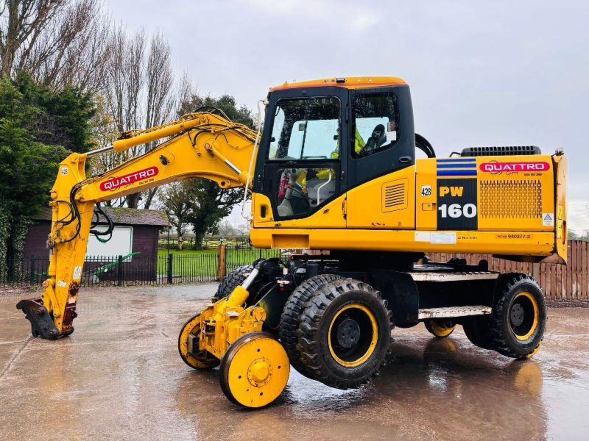 KOMATSU PW160ES-7K 4WD WHEELED EXCAVATOR C/W QUICK HITCH & RAILWAY GEAR - Image 15 of 18