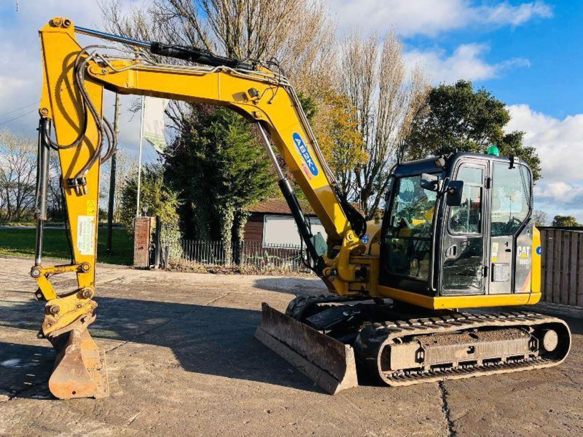 CATERPILLAR 308E2CR EXCAVATOR *YEAR 2014* C/W QUICK HITCH - Image 2 of 19