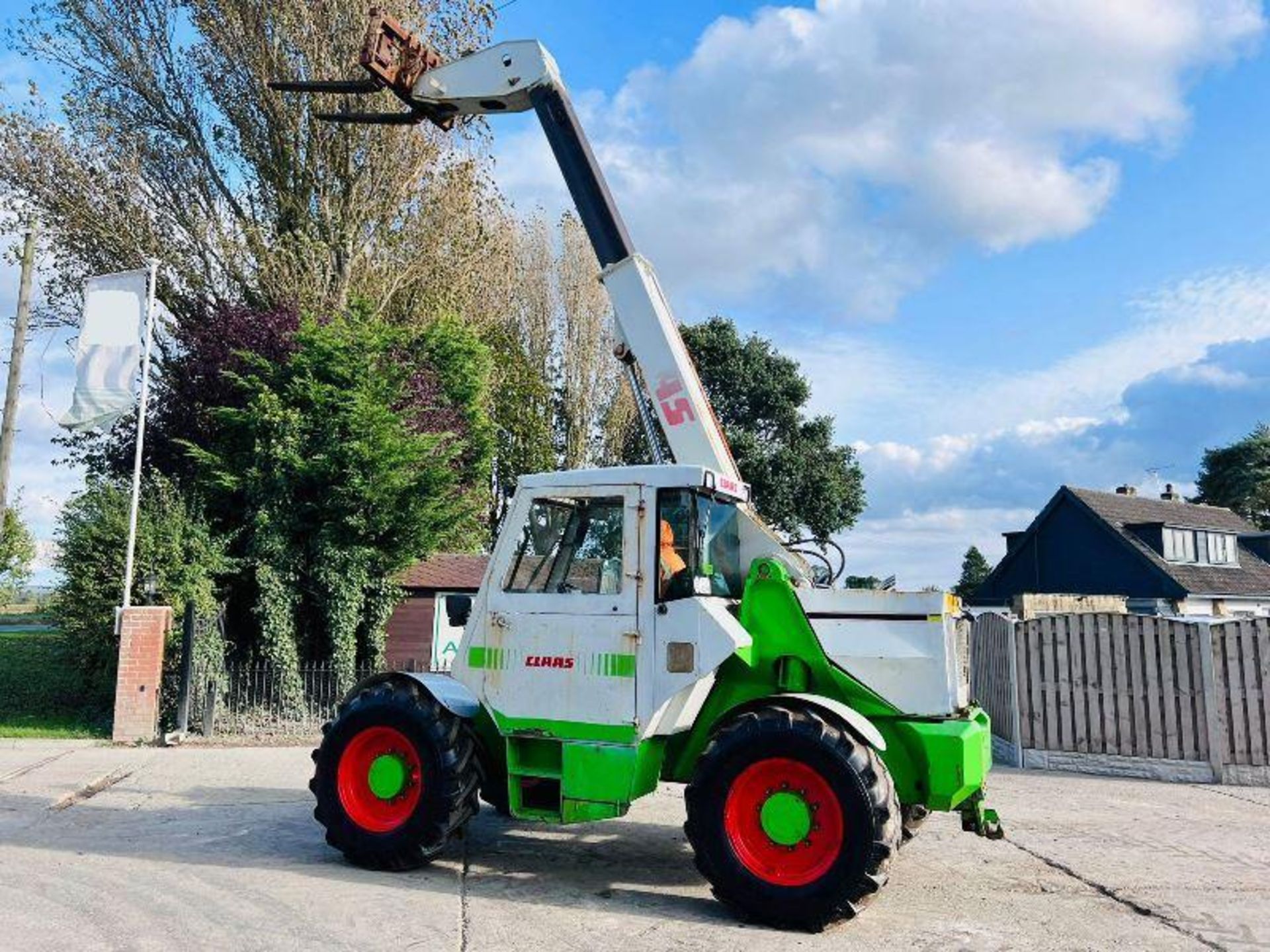 CLAAS 516 4WD TELEHANDLER C/W JOYSTICK CONTROL & PALLET TINES - Image 14 of 16