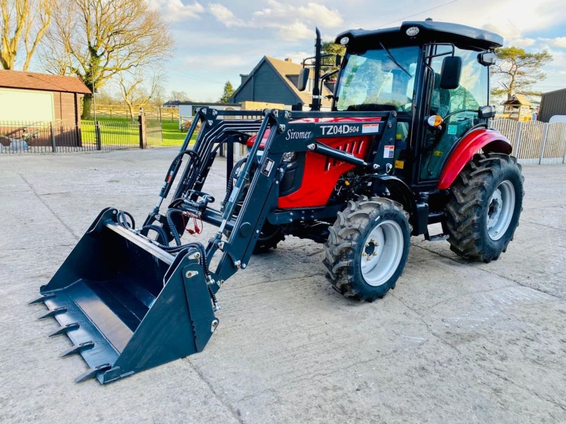 BRAND NEW SIROMER 504 4WD TRACTOR WITH SYNCHRO CAB AND LOADER - Image 12 of 18