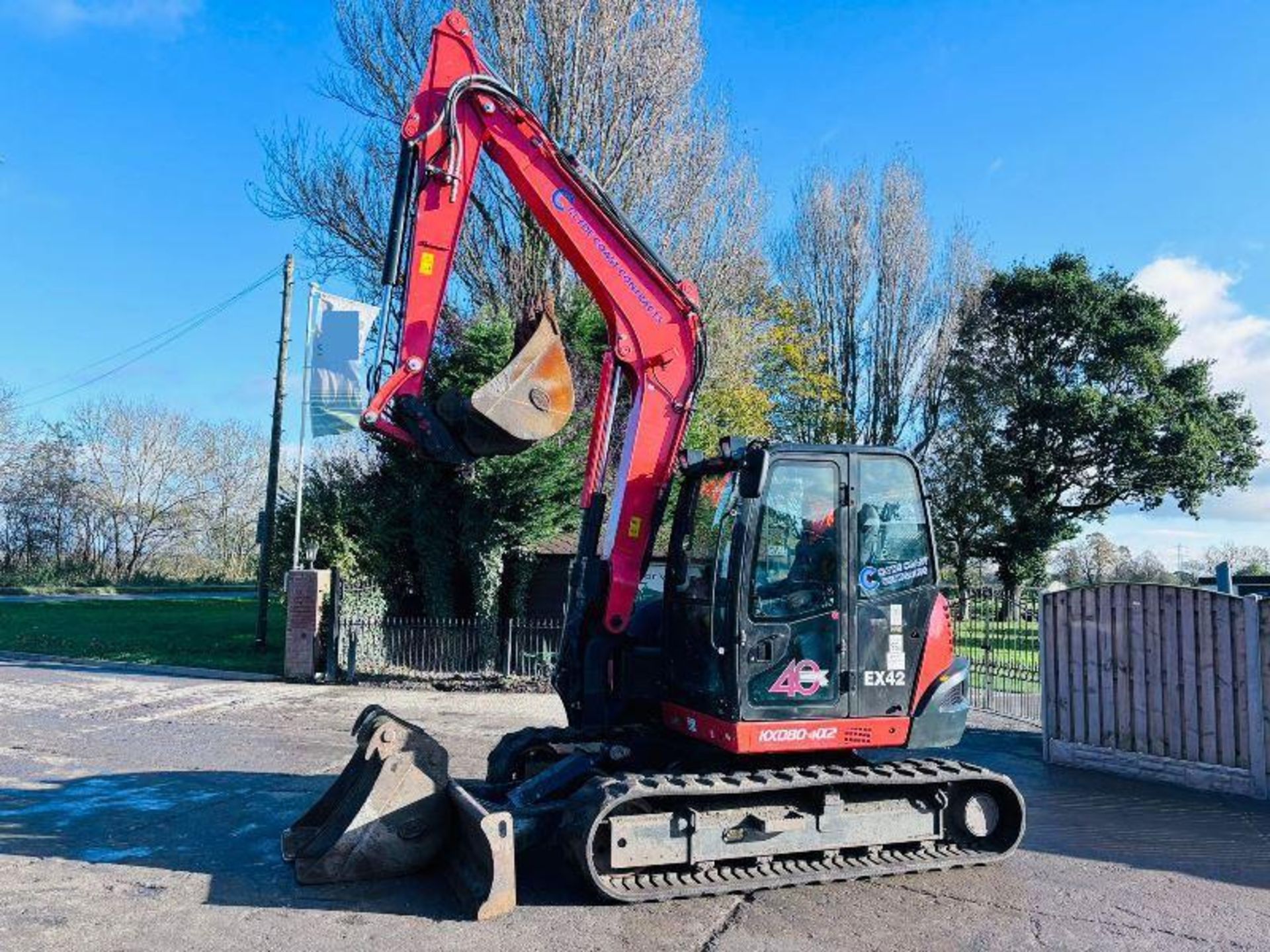 KUBOTA KX080-4A2 EXCAVATOR *YEAR 2020, 3137 READING* C/W 3 X BUCKETS - Image 5 of 18