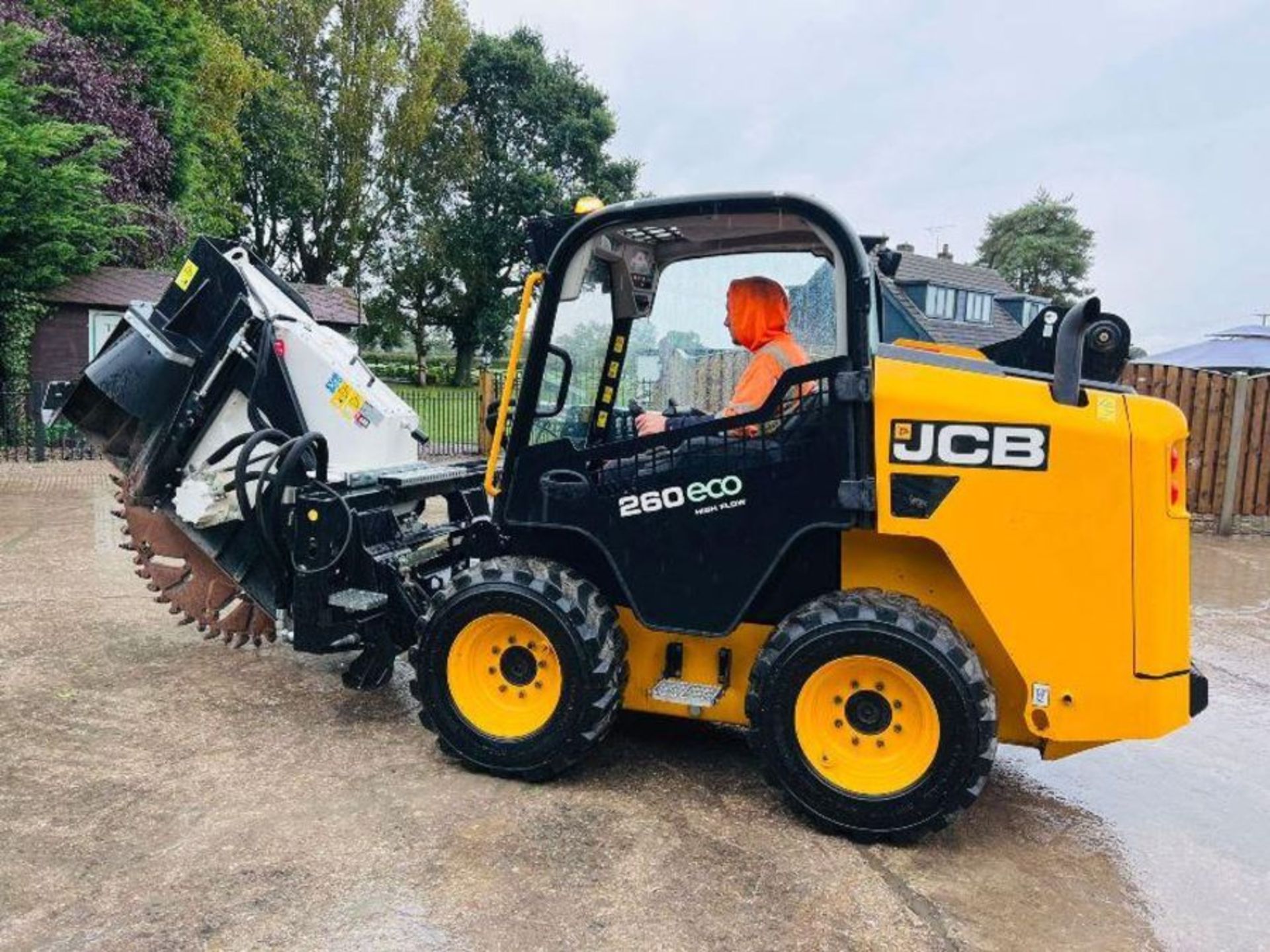JCB 260 4WD SKIDSTEER *YEAR 2017, ONLY 182 HOURS * C/W WHEEL SAW - Image 18 of 18