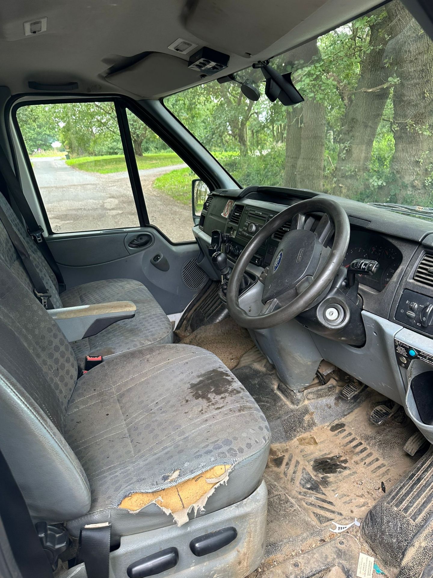 2013 63 FORD TRANSIT LWB WORKSHOP VAN - 109K MILES - Image 7 of 8